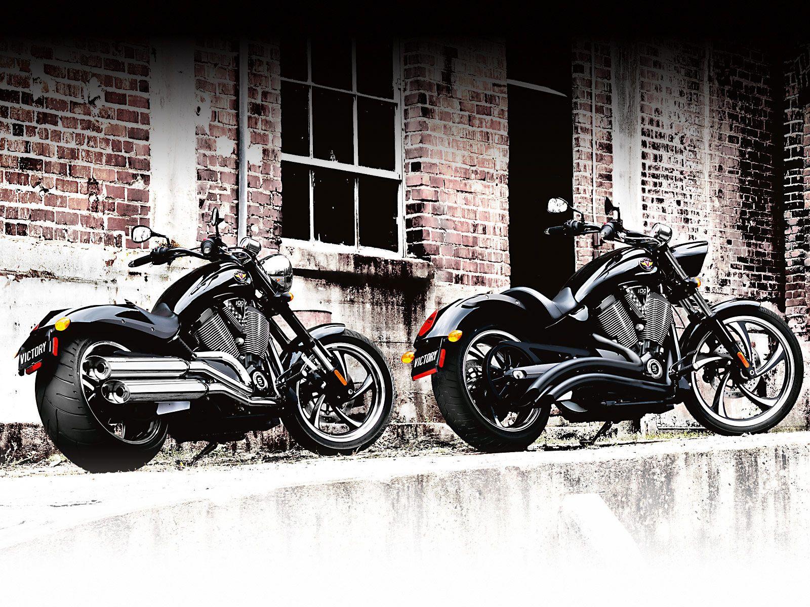 1600x1200 Awesome Victory Motorcycle wallpaperx1200