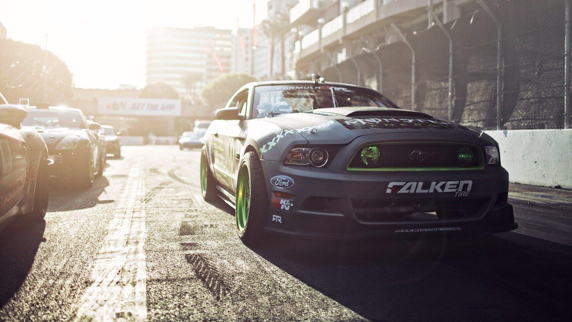 1920x1080 Track Car Wallpaper