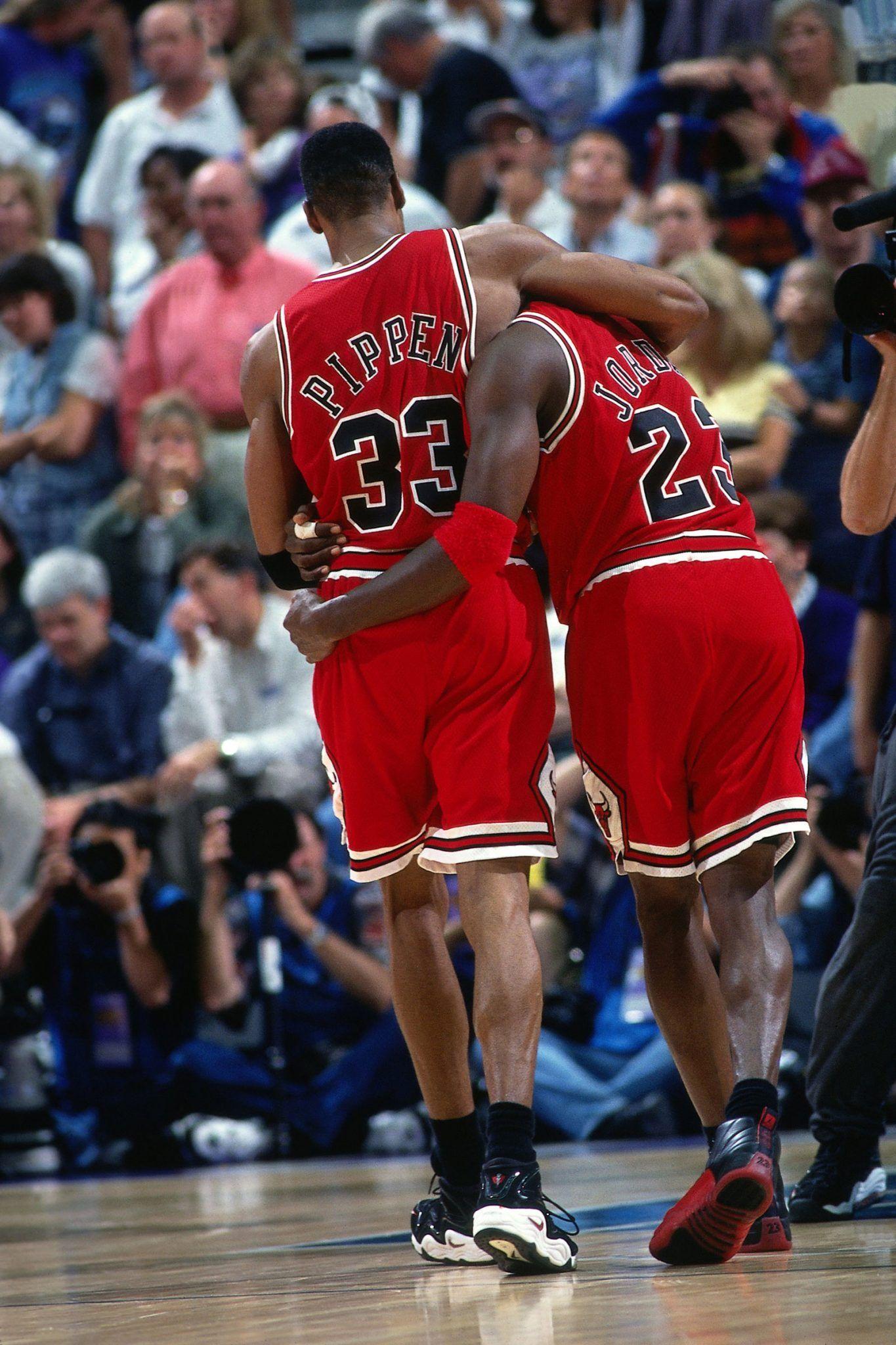 Michael Jordan and Pippen Wallpapers - Top Free Michael Jordan and Pippen  Backgrounds - WallpaperAccess