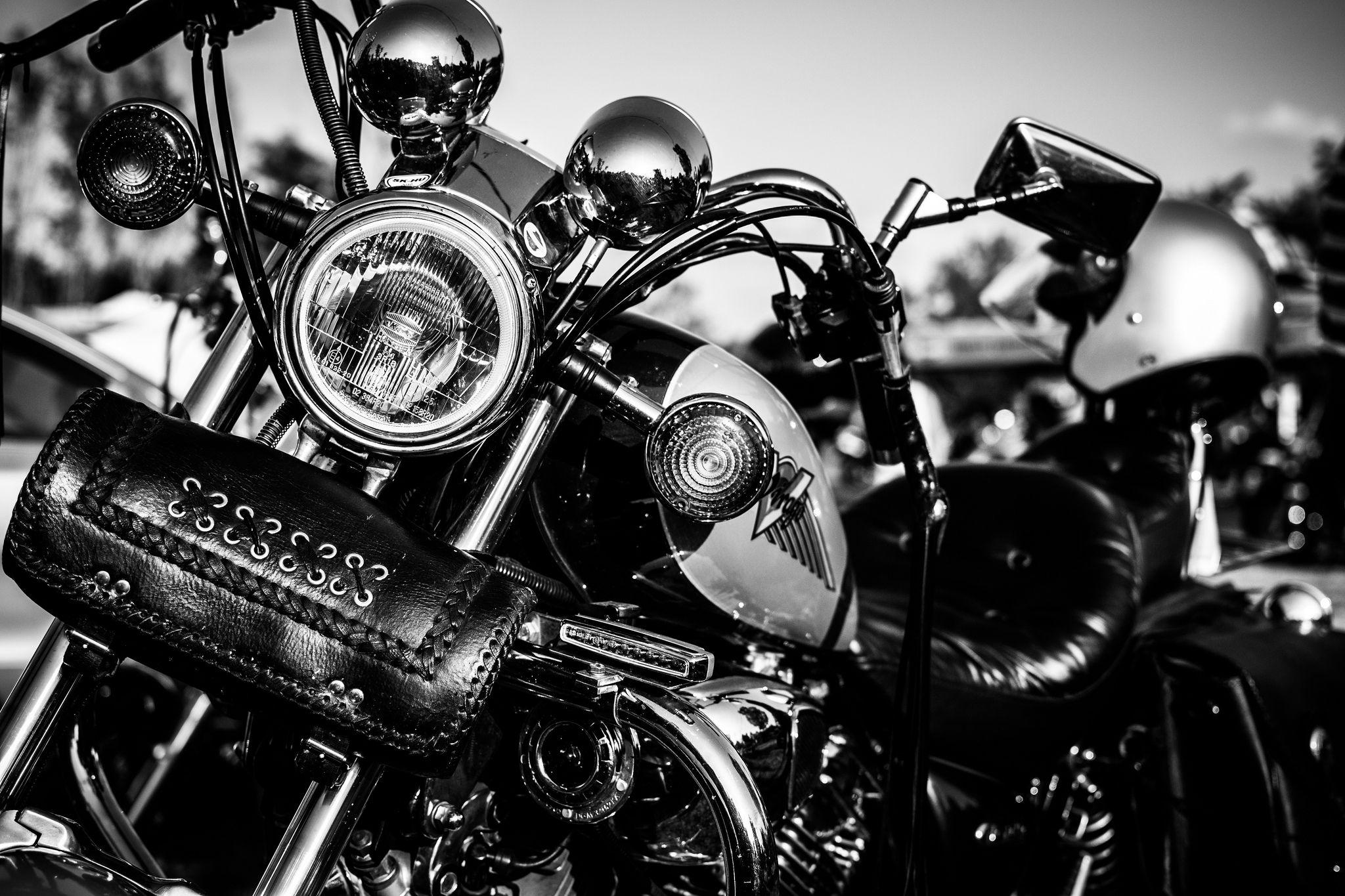 2048x1365 HD Motorcycle Wallpaper