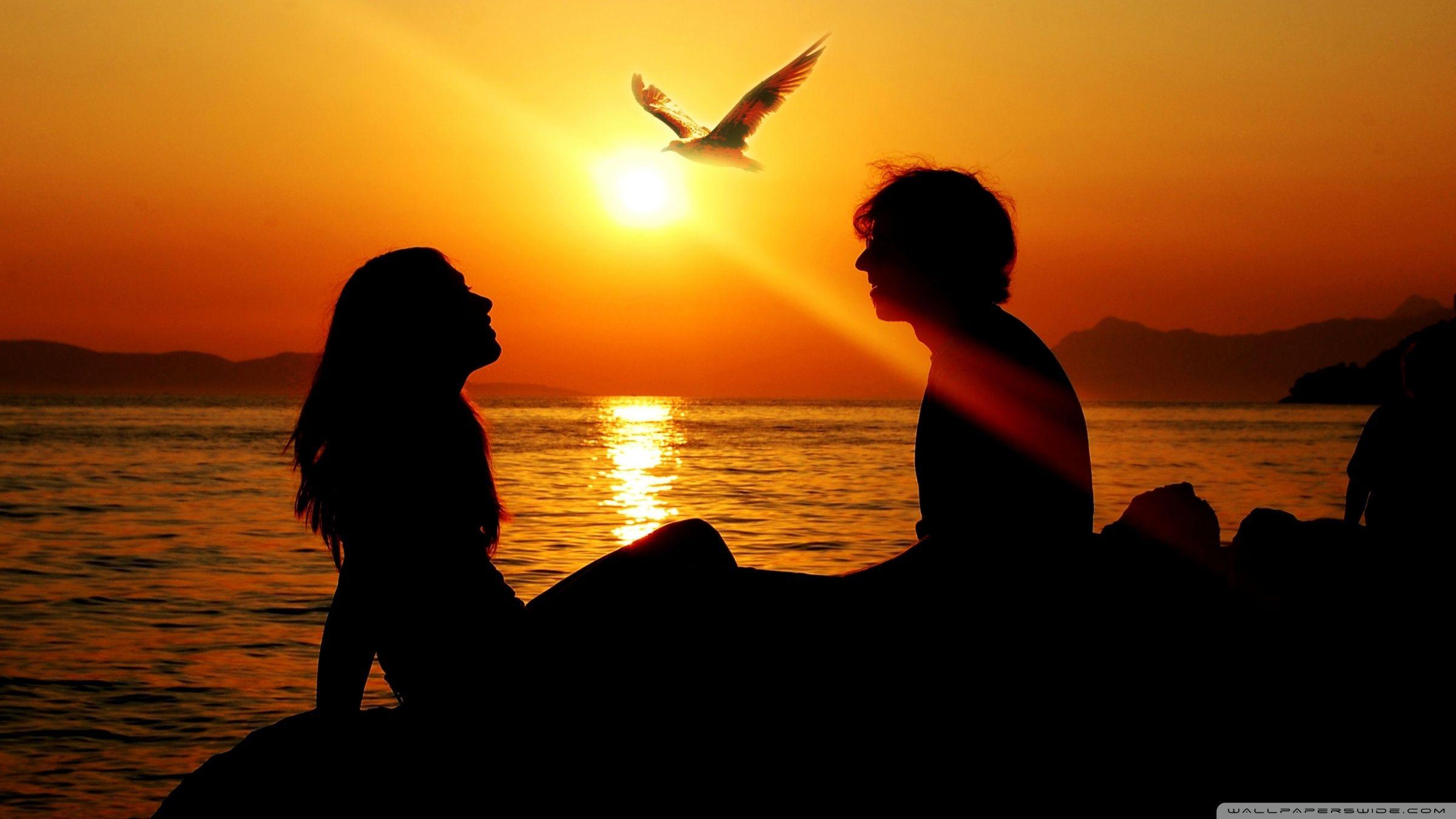 2400x1350 Romantic Couple Sunset Ultra HD Desktop Background Wallpaper