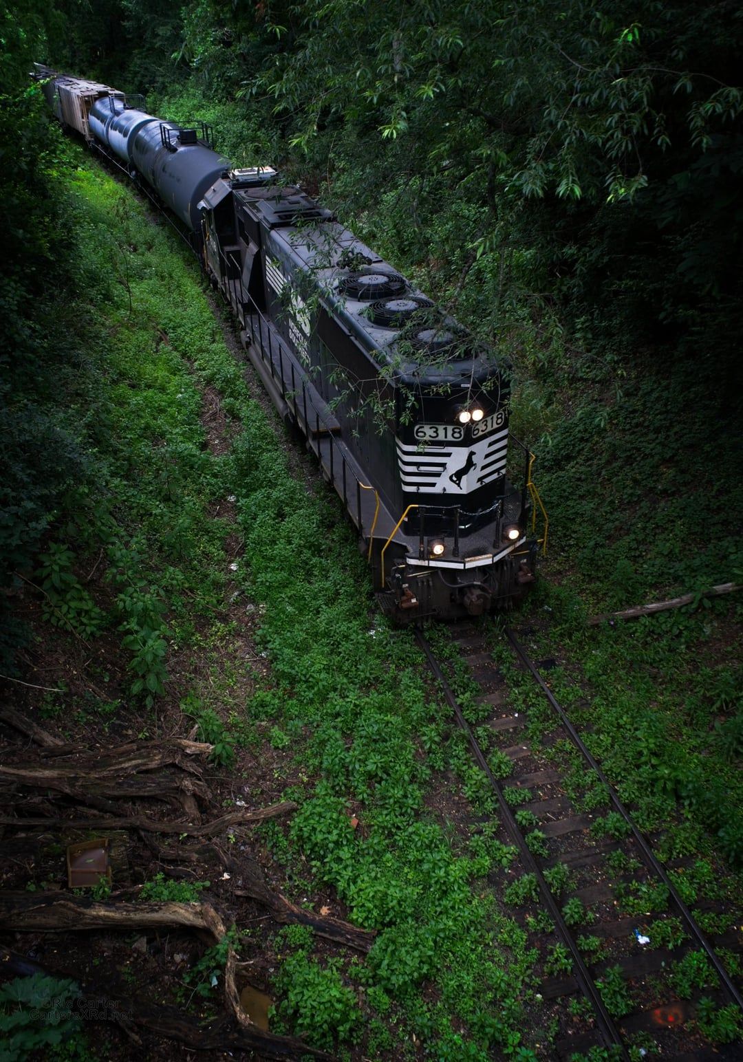 1080x1544 Norfolk Southern local, Bristol VA USA, June 2023