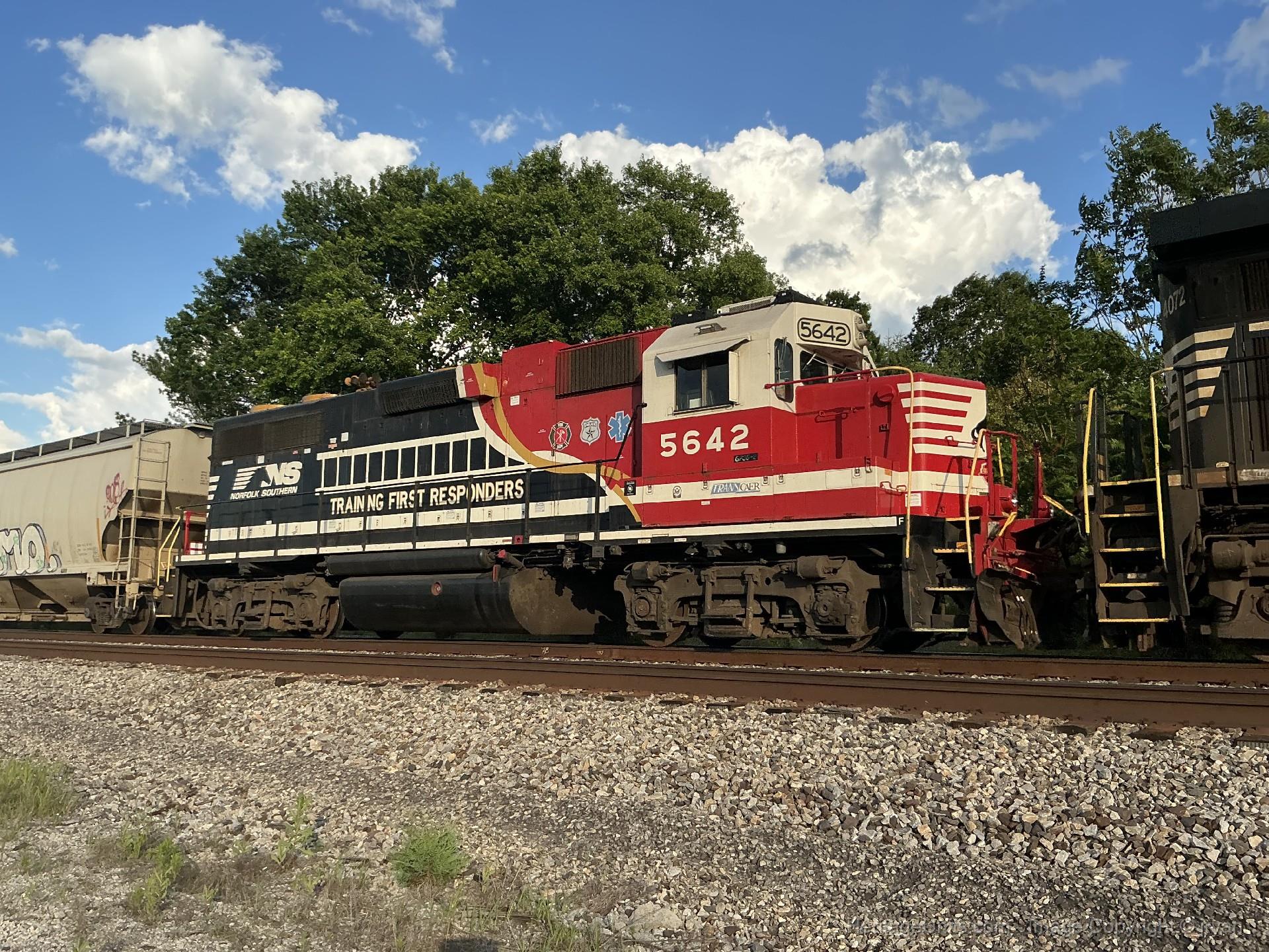 1920x1440 Heritage Units