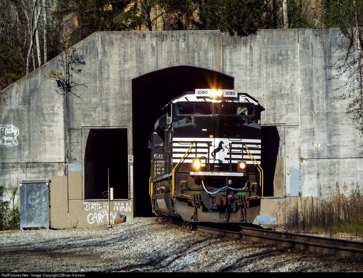 1200x919 RailPicture.Net Photo: NS 1090 Norfolk Southern EMD SD70ACe at Nemo, Tennessee
