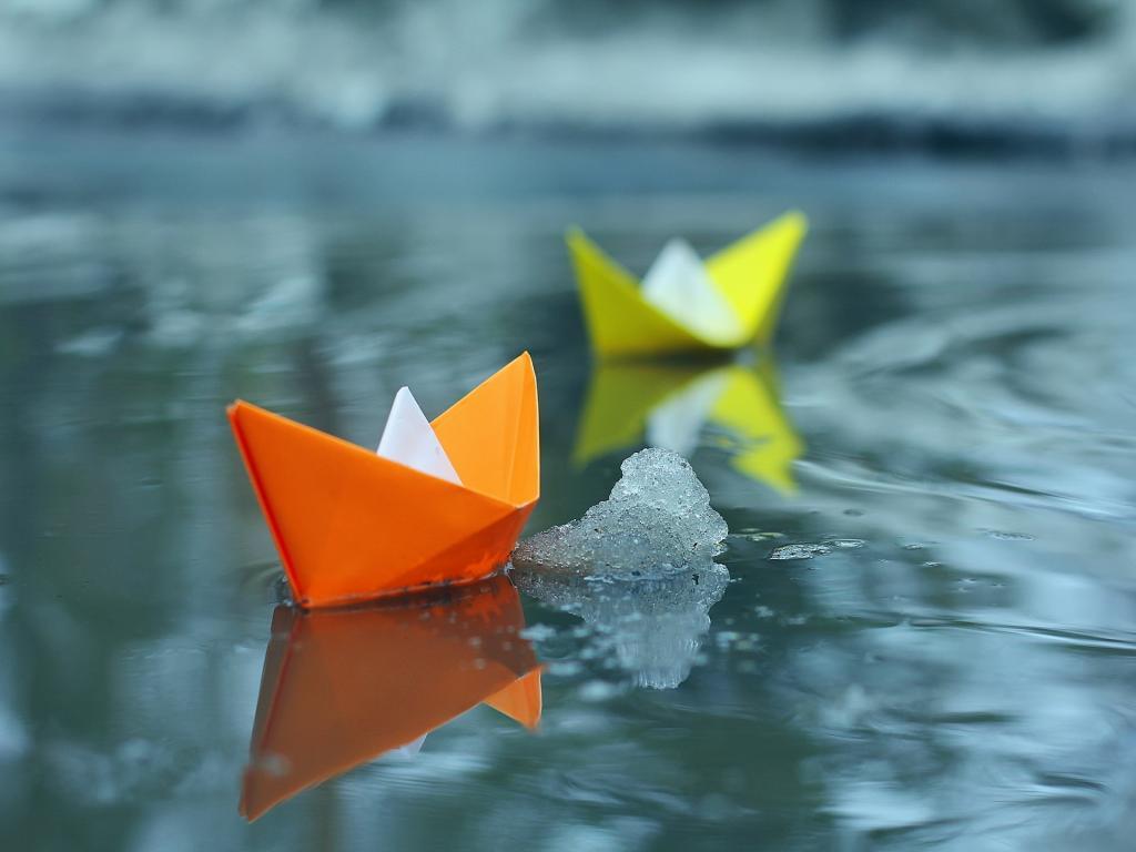 1024x768 Paper Boat wallpaperx768