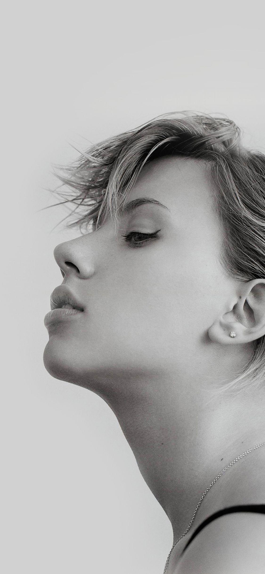 1125x2436 iPhone wallpaper. scarlett johansson celebrity