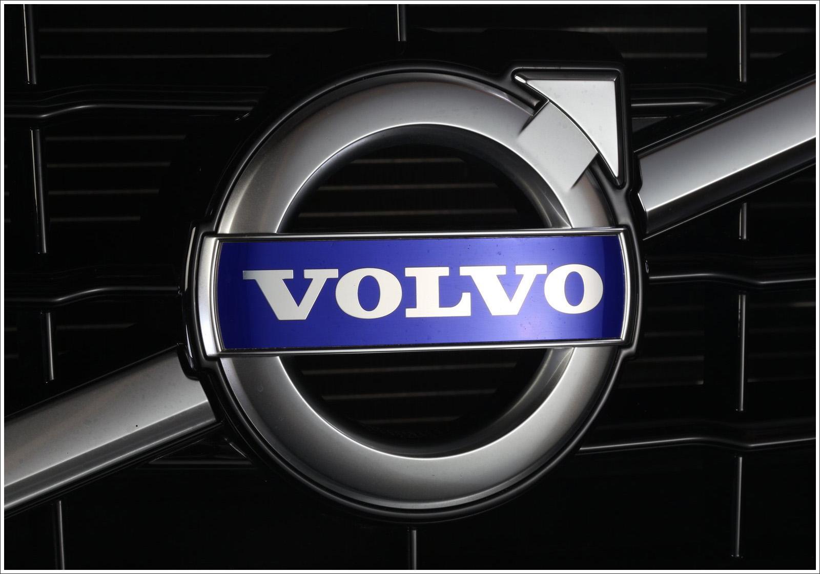 Volvo Logo Wallpapers Top Free Volvo Logo Backgrounds Wallpaperaccess