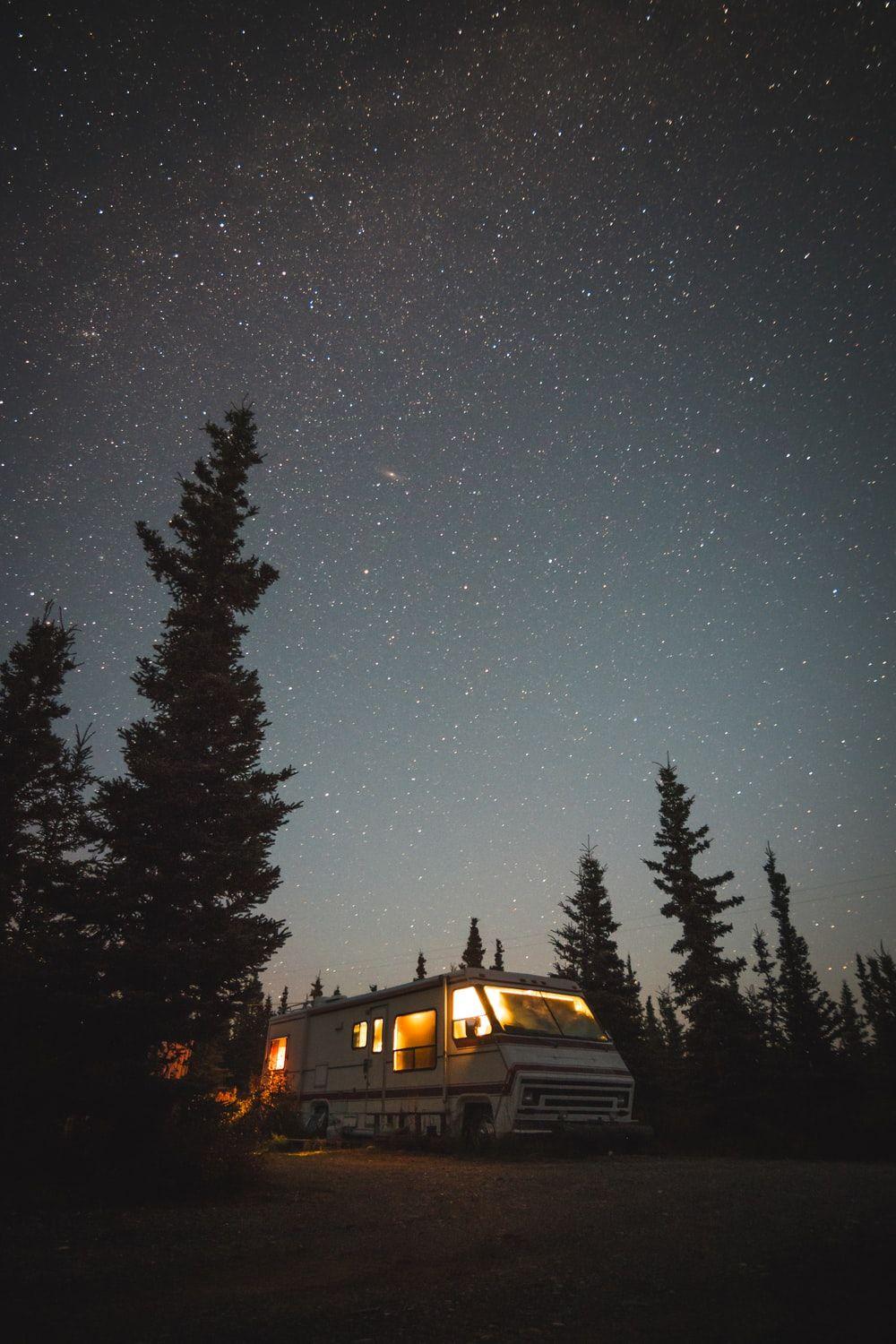 1000x1500 Night Camping Picture [HD]. Download Free Image