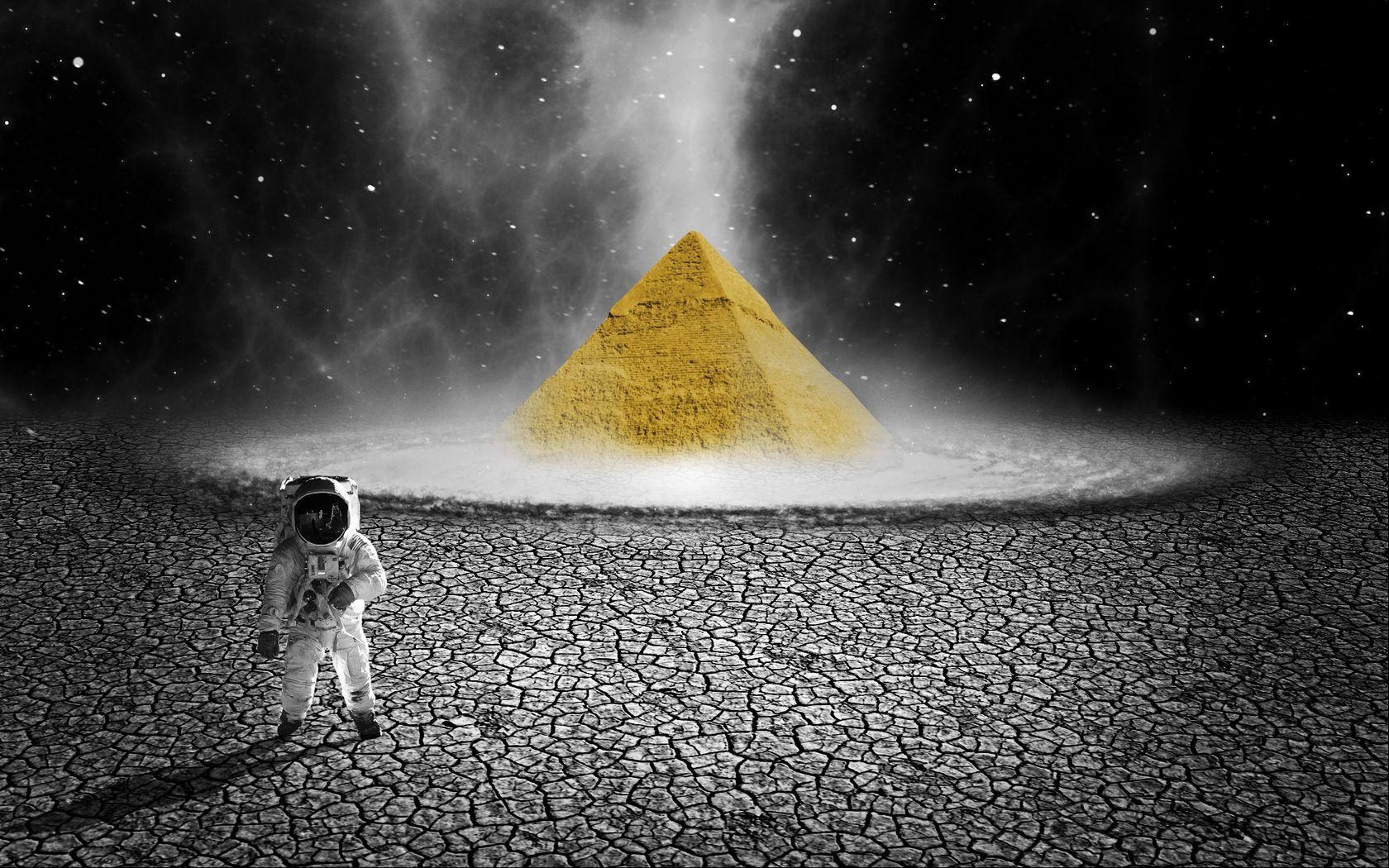 1680x1050 Download wallpaper 1680x1050 astronaut, planet, pyramid, photohop