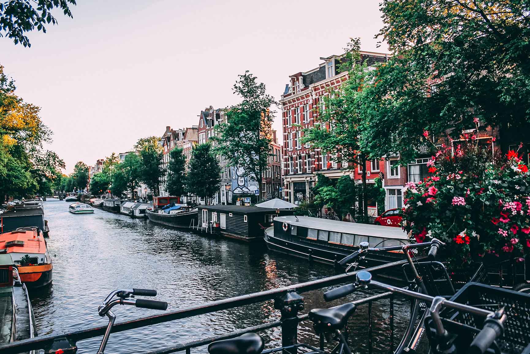 1730x1155 iPhone Xs Wallpaper Of The Most Beautiful City: Amsterdam