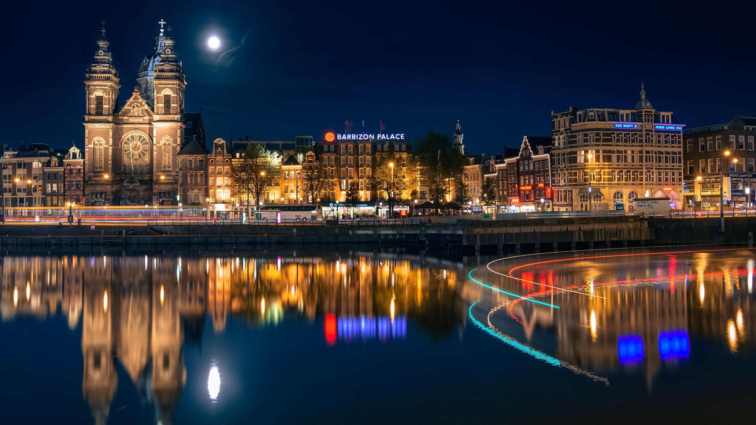 2560x1440 Free download Desktop Wallpaper Amsterdam Netherlands Moon