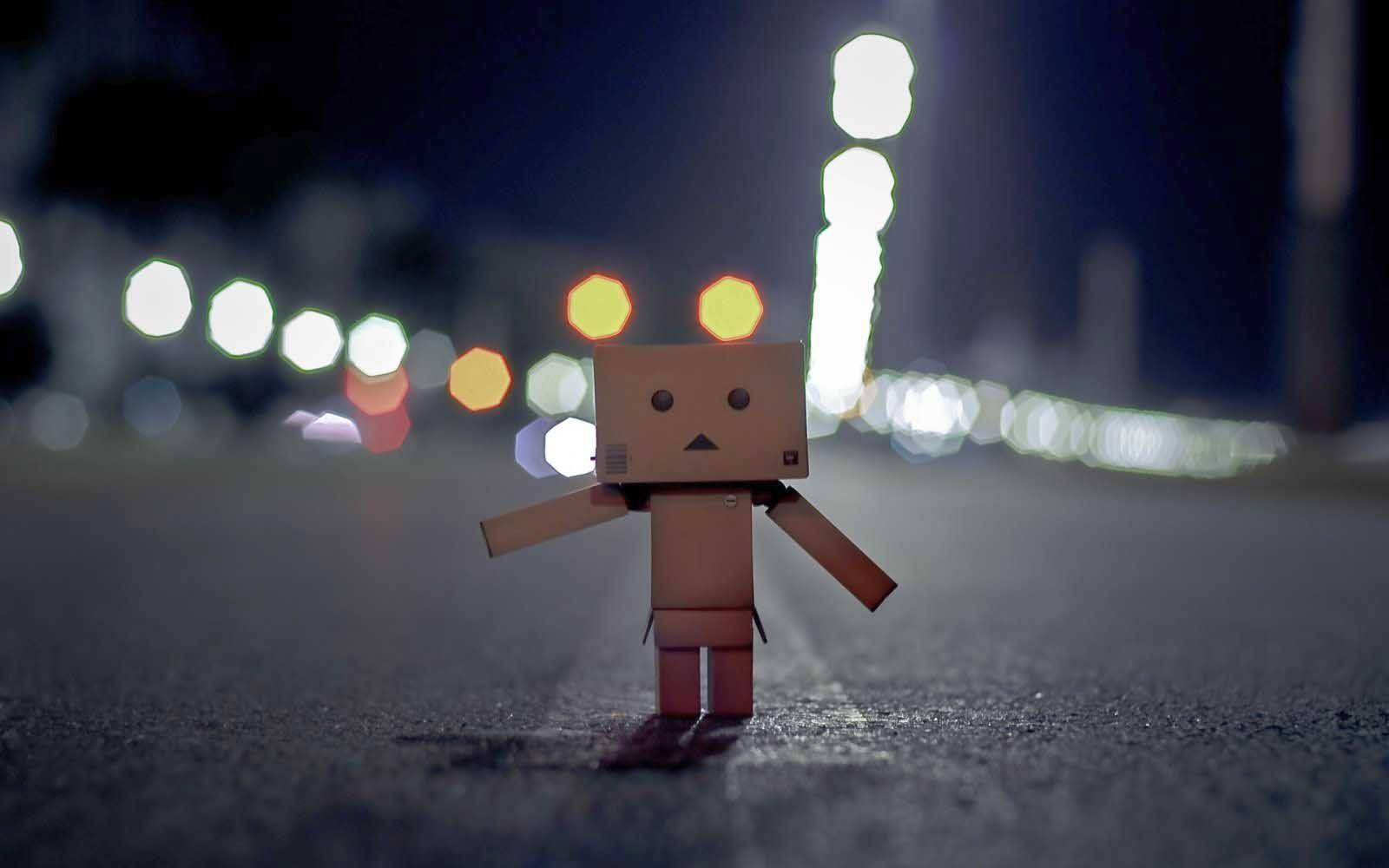 1600x1000 Feeling Of Being Alone, Download Wallpaper