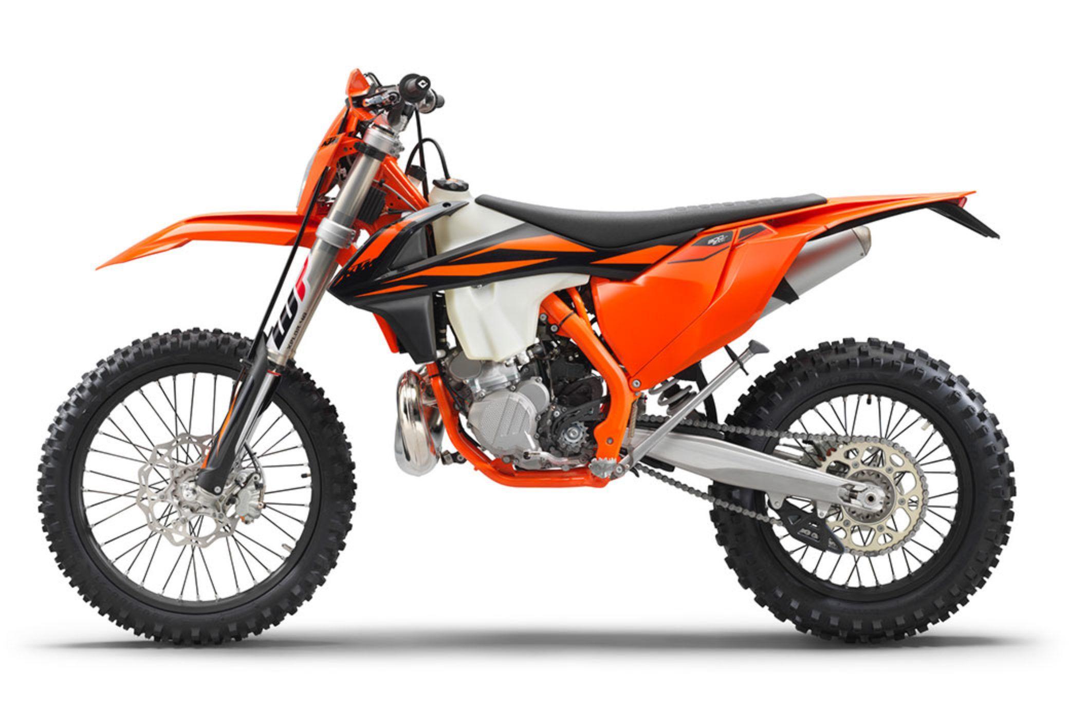 2080x1384 KTM EXC models revealed look image
