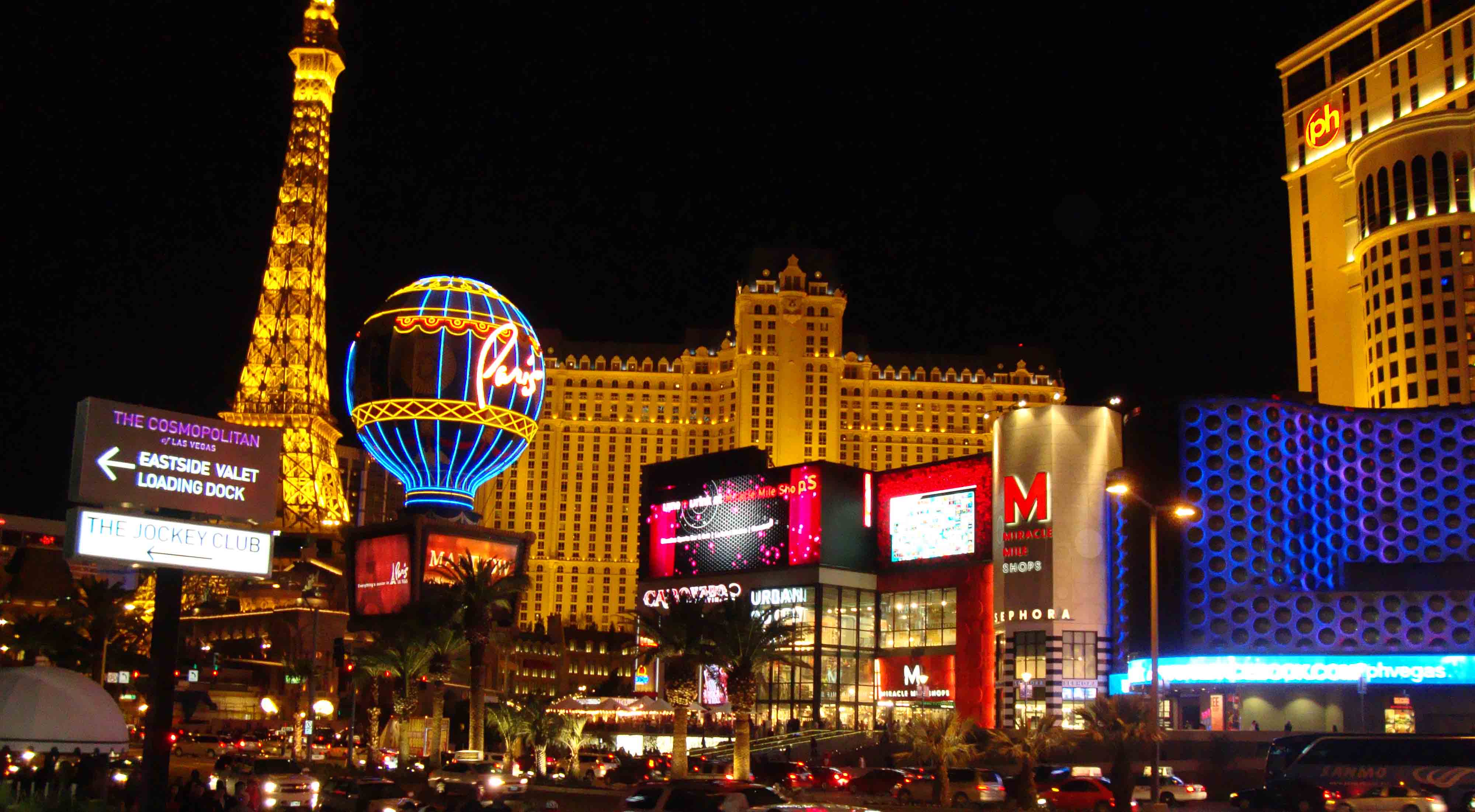 4000x2202 Monday 26th October 2015 Las Vegas Desktop Wallpaper