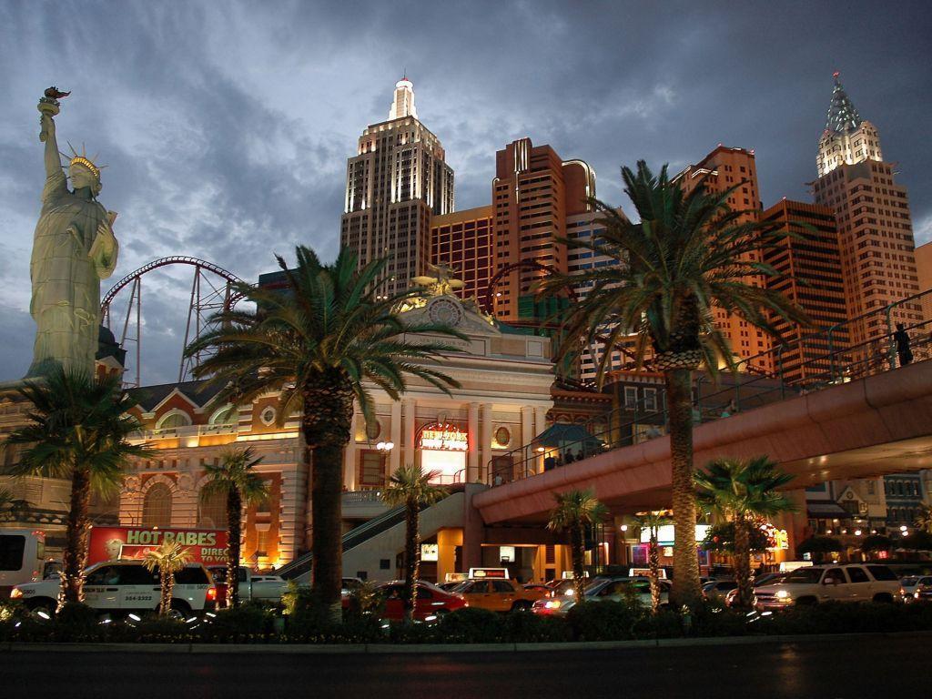 1024x768 of Vegas 4K wallpaper for your desktop or mobile screen