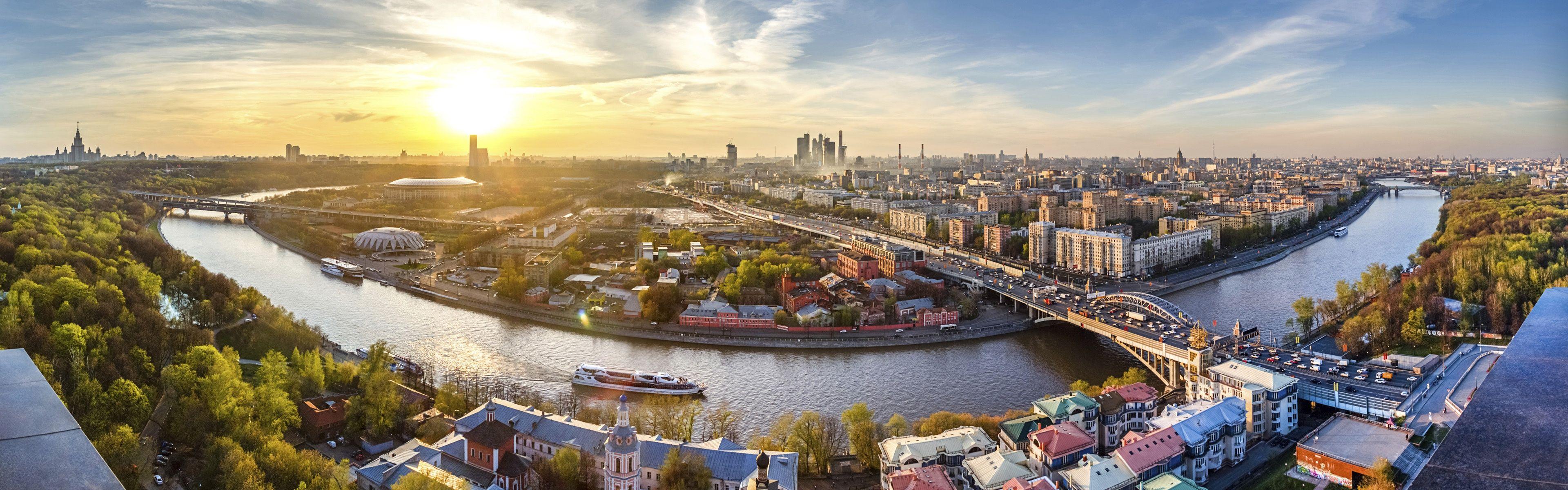 3840x1200 HD Wallpaper Downtown Moscow Russia Panorama [3840x1200]