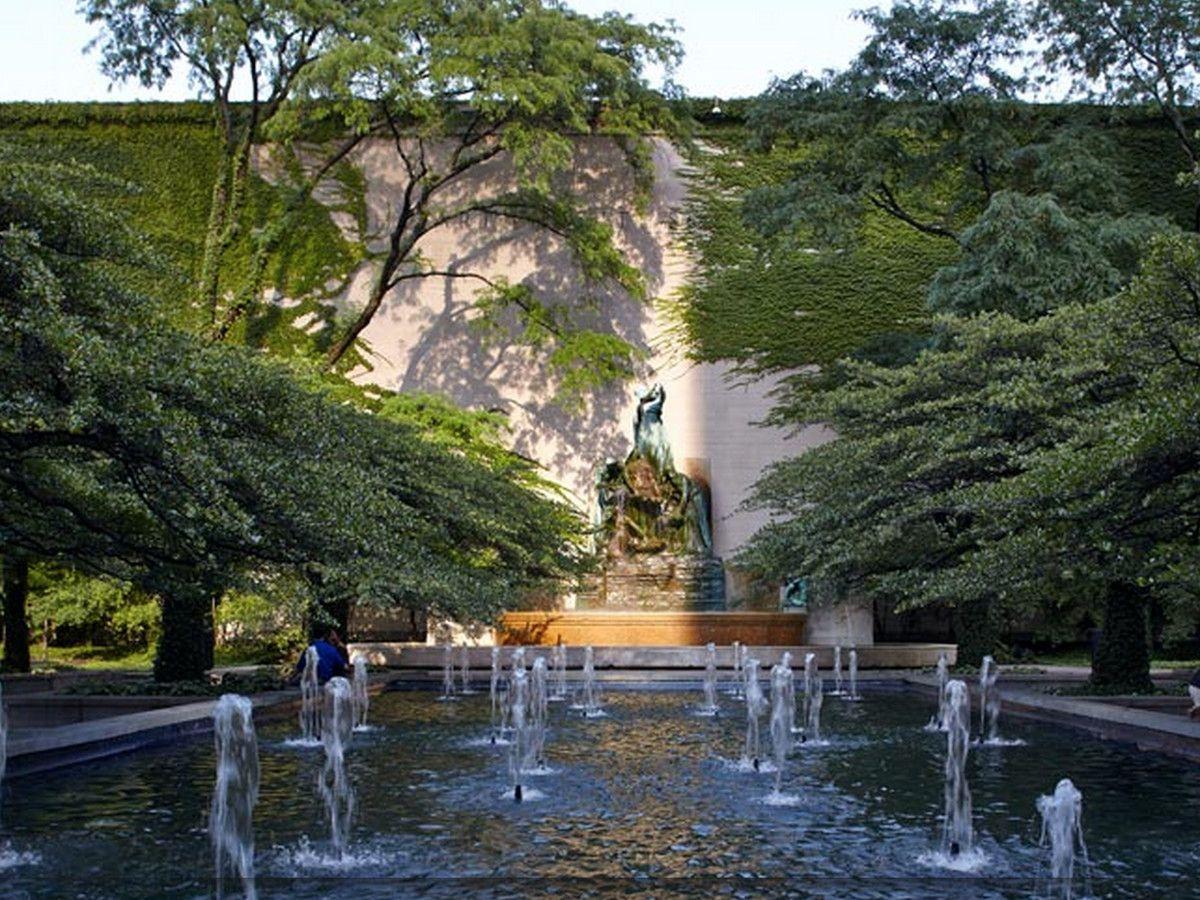 1200x900 of Chicago's Greatest Secret Gardens and Park Spaces