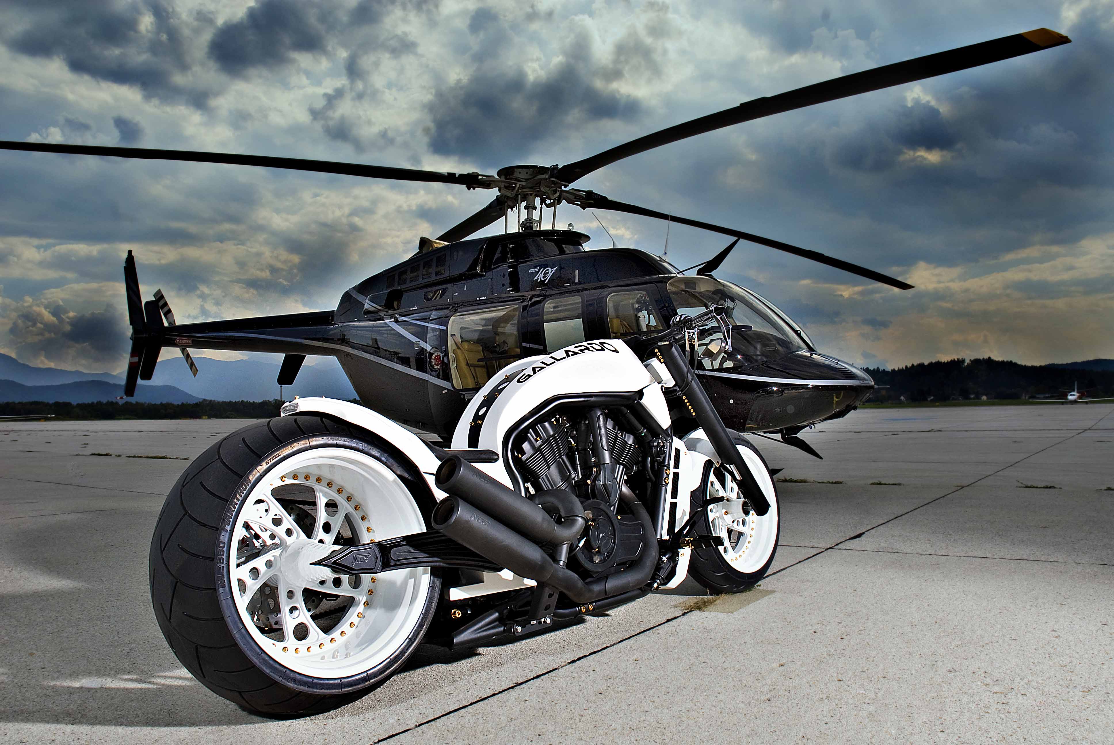 3872x2592 V Rod Muscle Wallpaper