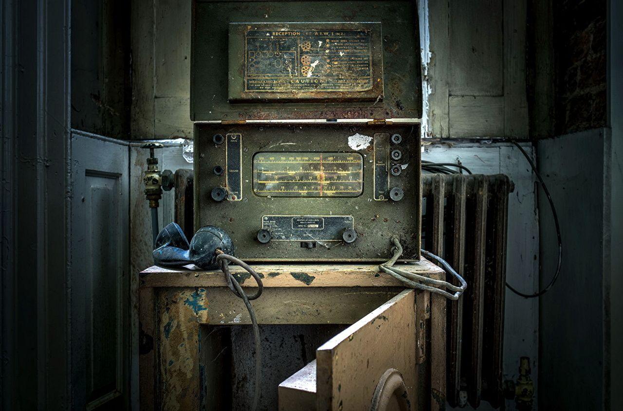 1280x845 image Reception Set Army entertainment receiver Abandoned Decay