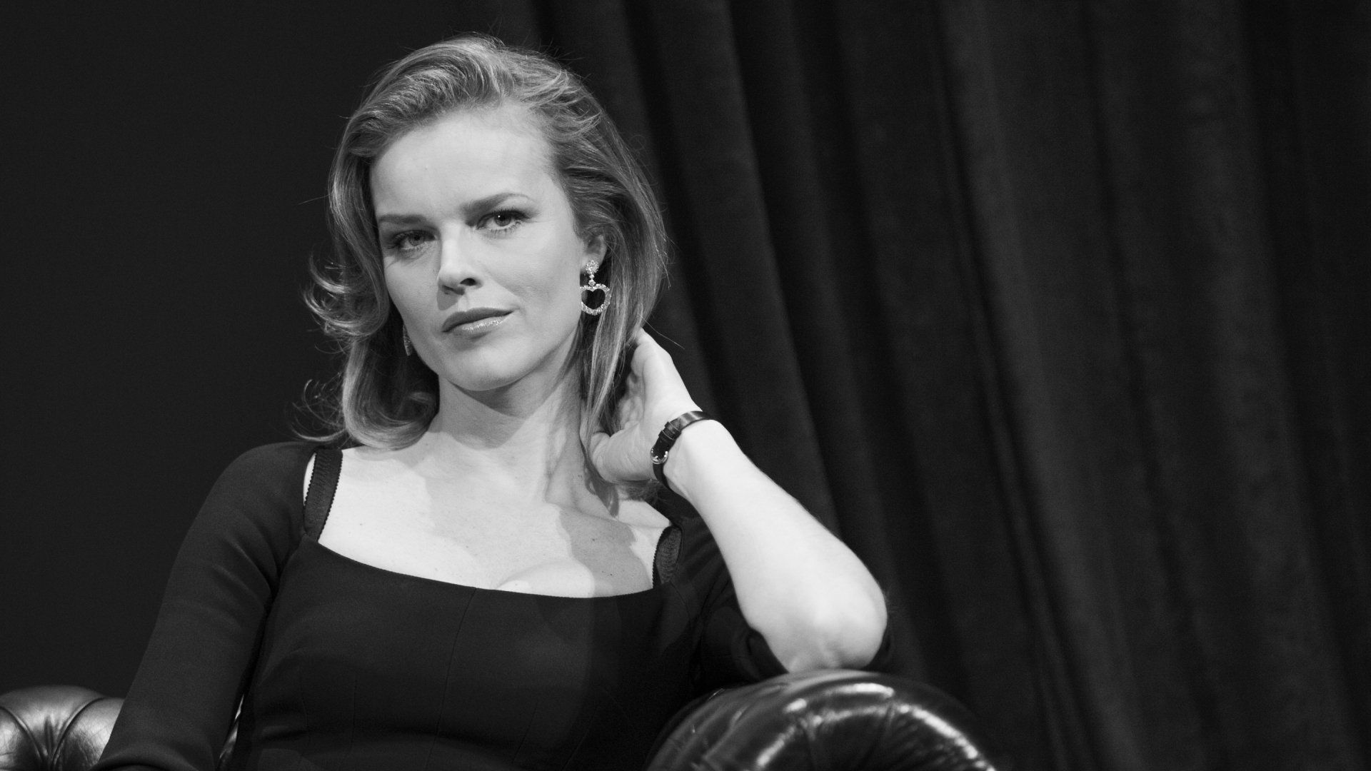 1920x1080 Download Czech Model Woman Eva Herzigova HD Wallpaperx1620