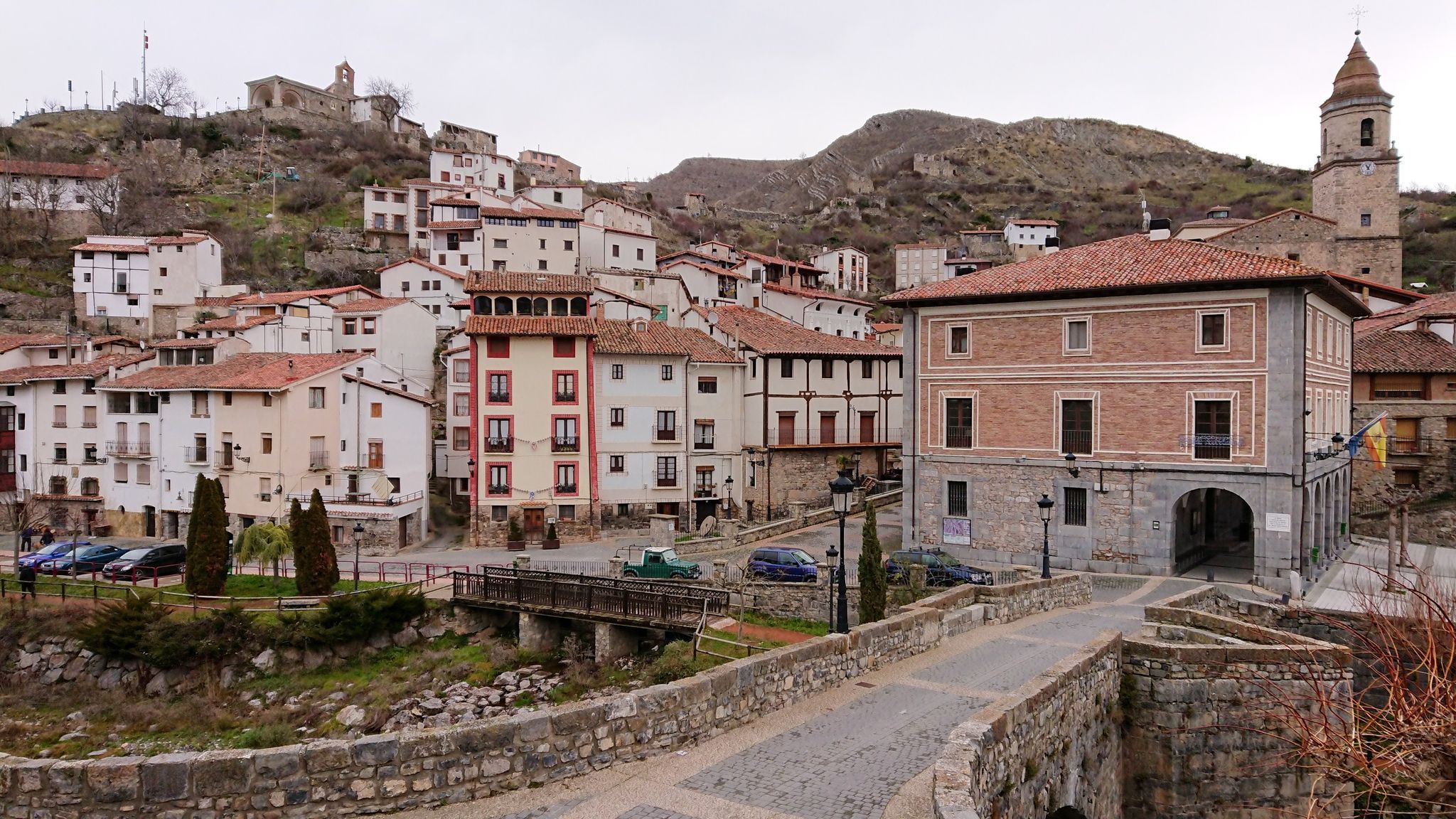 2048x1152 The best road cycling routes around Logroño
