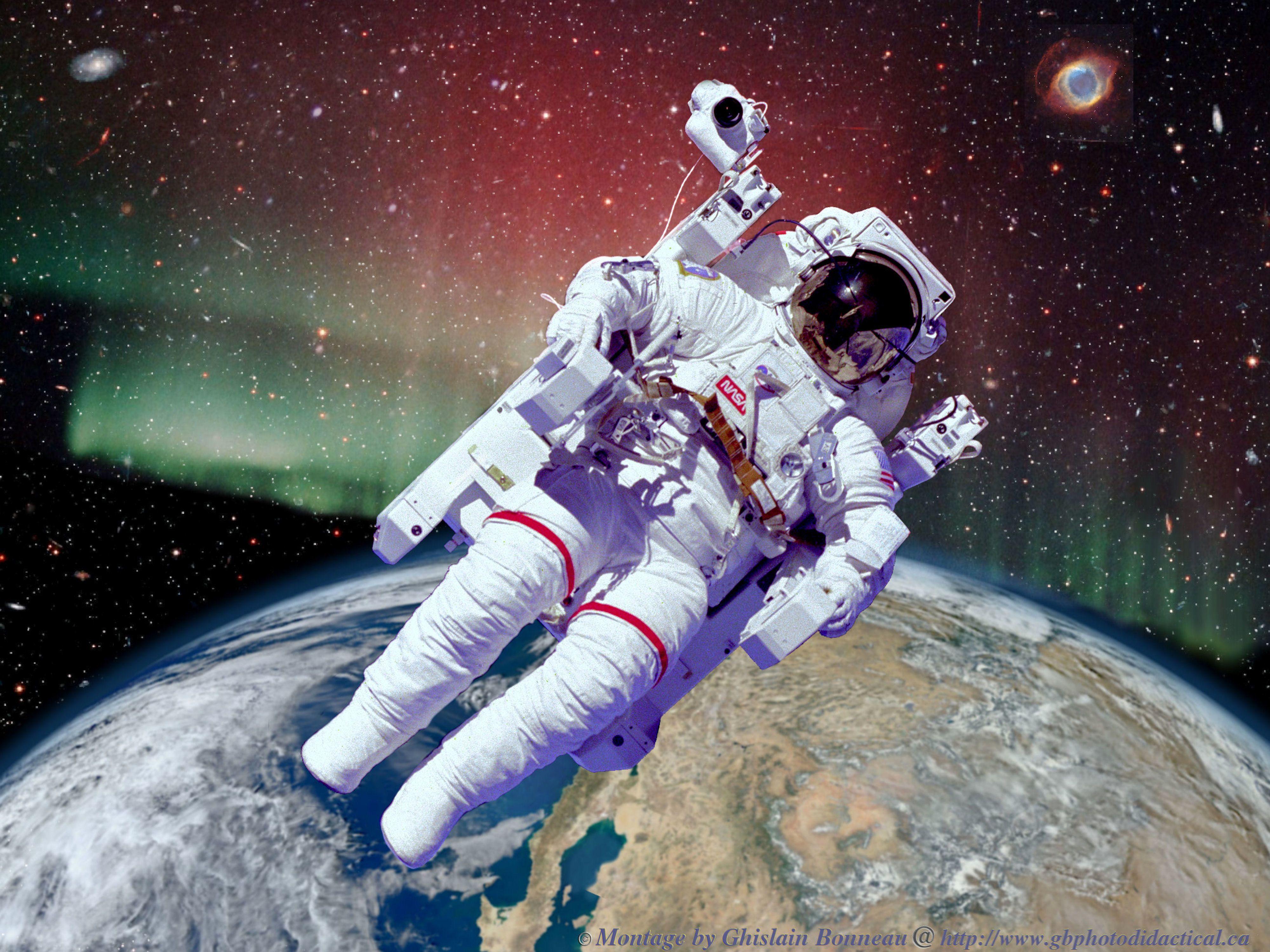4000x3000 Free download Astronaut Earth Wallpaper 15 astronaut