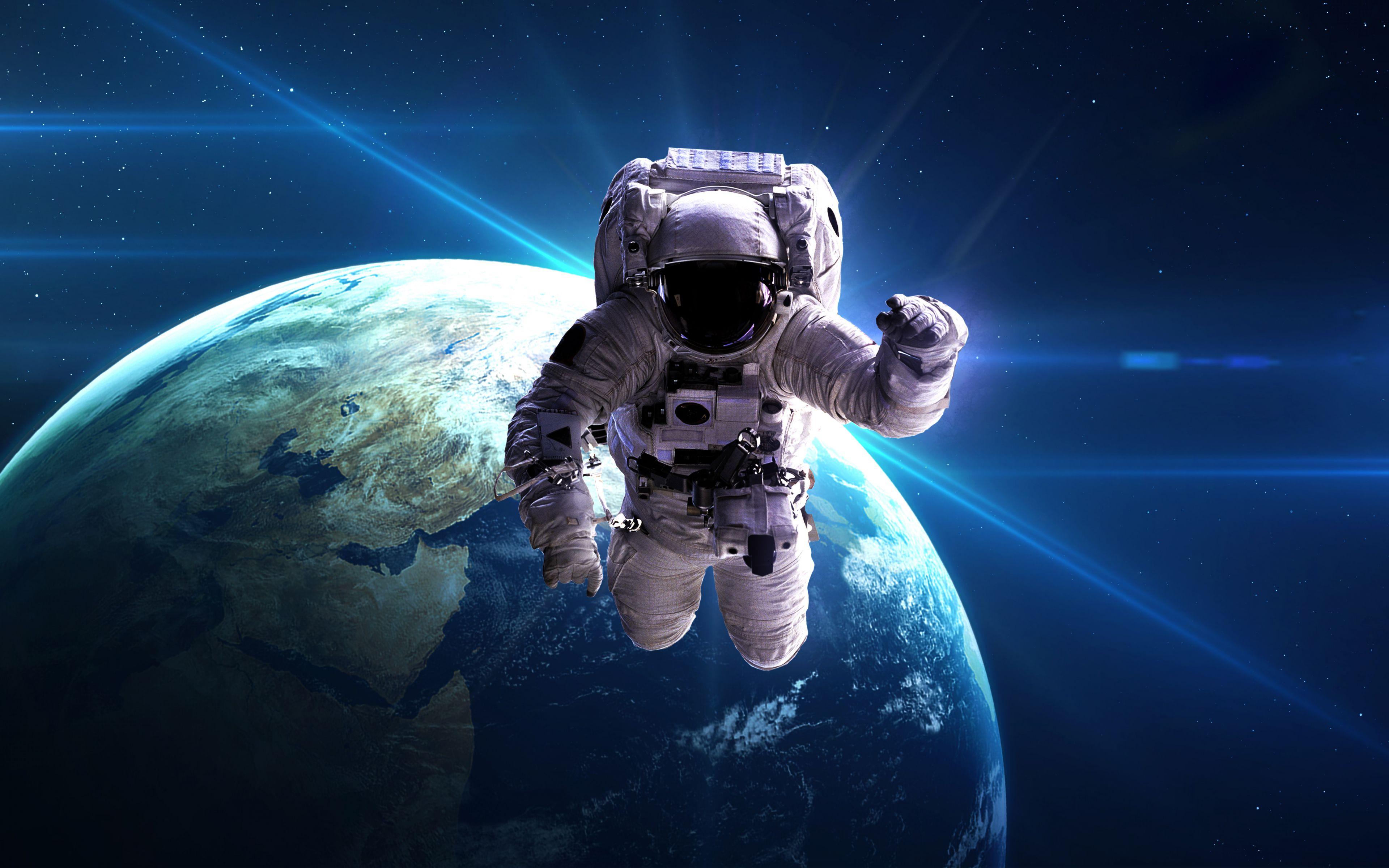 Earth Astronaut Wallpapers - Top Free Earth Astronaut Backgrounds ...