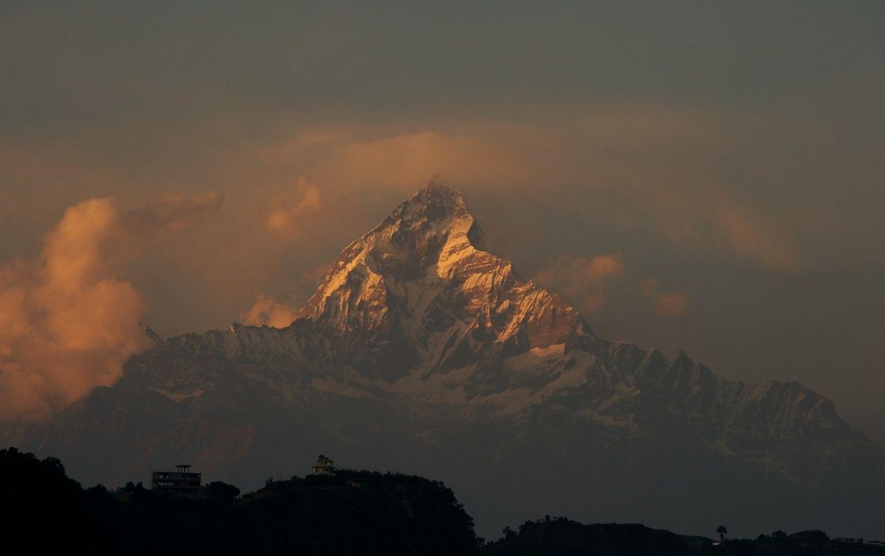 1280x804 Cloudy Mountains Landscape wallpaper. Cloudy Mountains Landscape