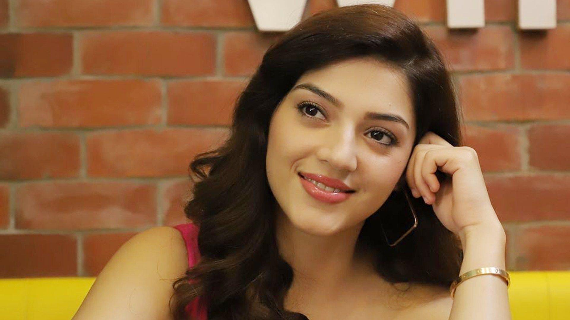 1920x1080 Mehreen Pirzada Wallpaper HD 42747