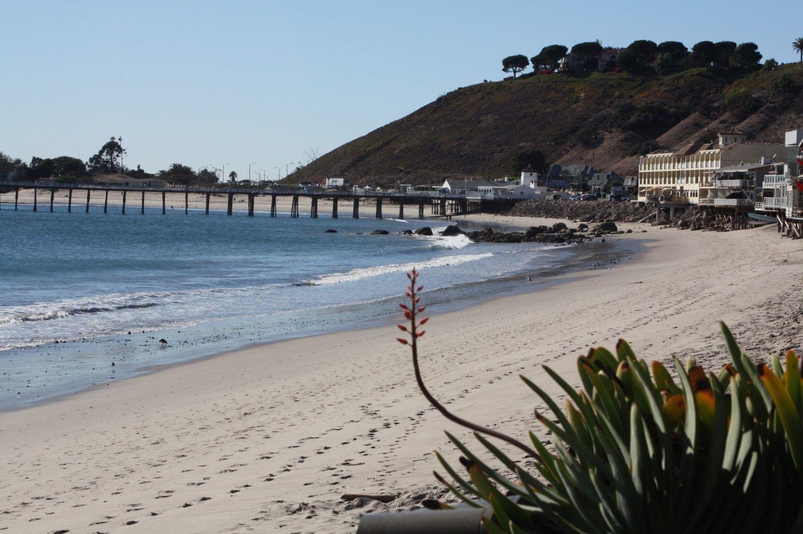 1622x1080 Malibu Beach California [1622 × 1080]
