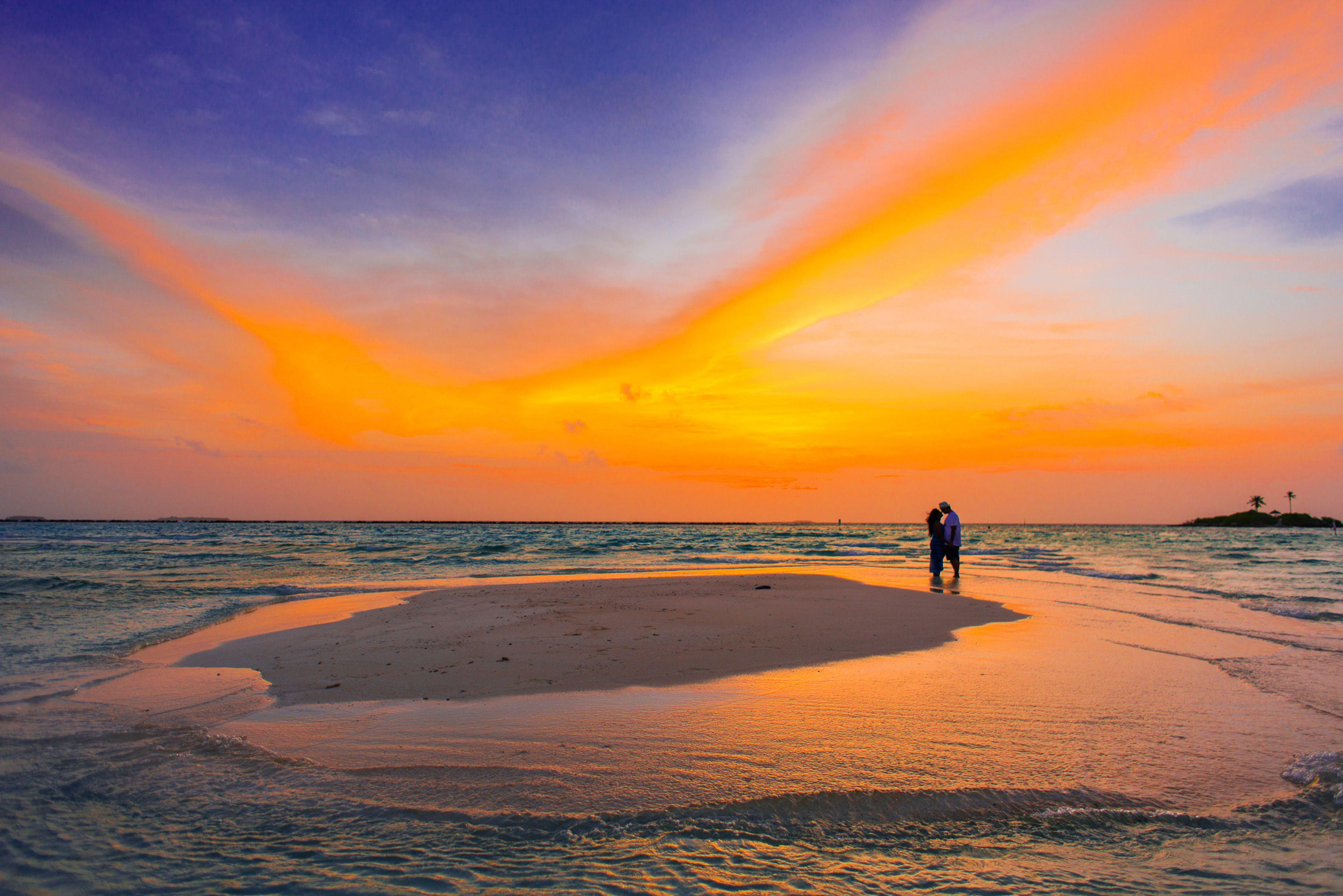 3840x2563 Two People Standing Near Seashore wallpaper