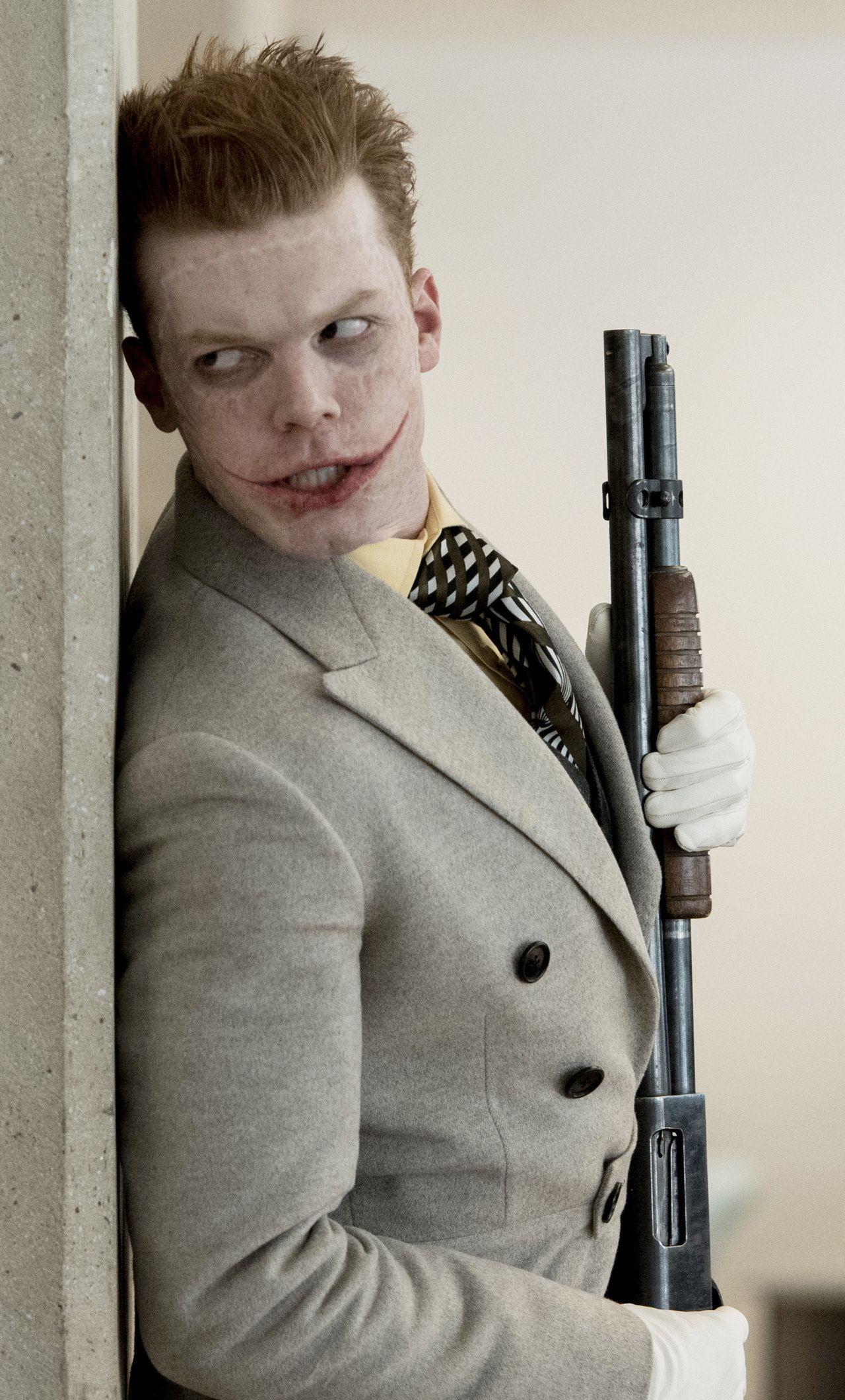 1280x2120 Joker In Gotham Season 4 iPhone HD 4k Wallpaper