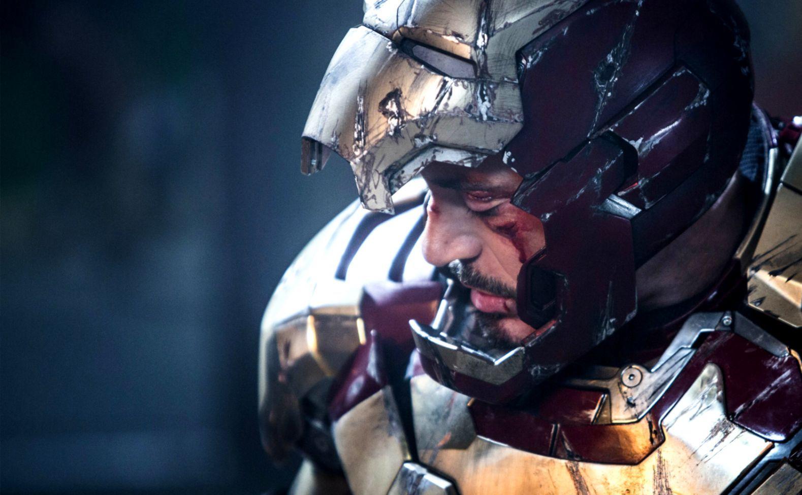 1579x976 Robert Downey Jr As Tony Stark In Iron Man 3 Wallpaper. Free HD