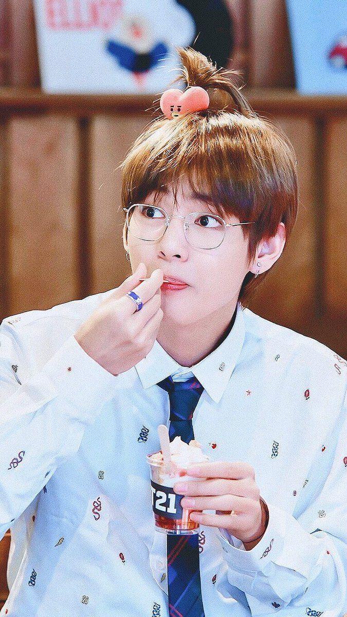 675x1200 Embedded. Taehyung, Bts taehyung, Bangtan sonyeondan