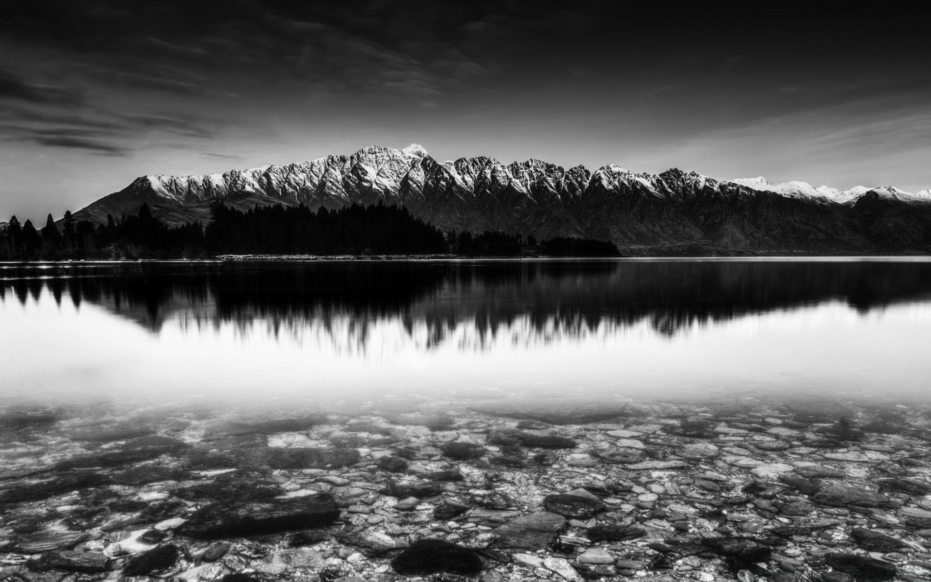 1920x1200 Mountain Ridge, Monochrome