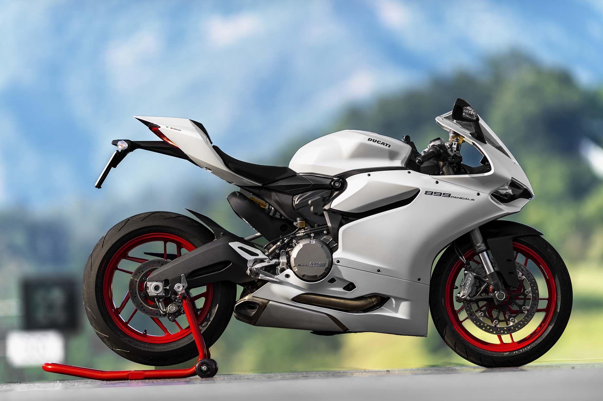 2000x1331 Ducati 959 Panigale motorcycles wallpaperx1331
