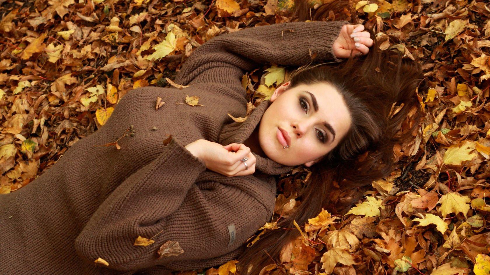 Autumn Girl Wallpapers - Top Free Autumn Girl Backgrounds - WallpaperAccess