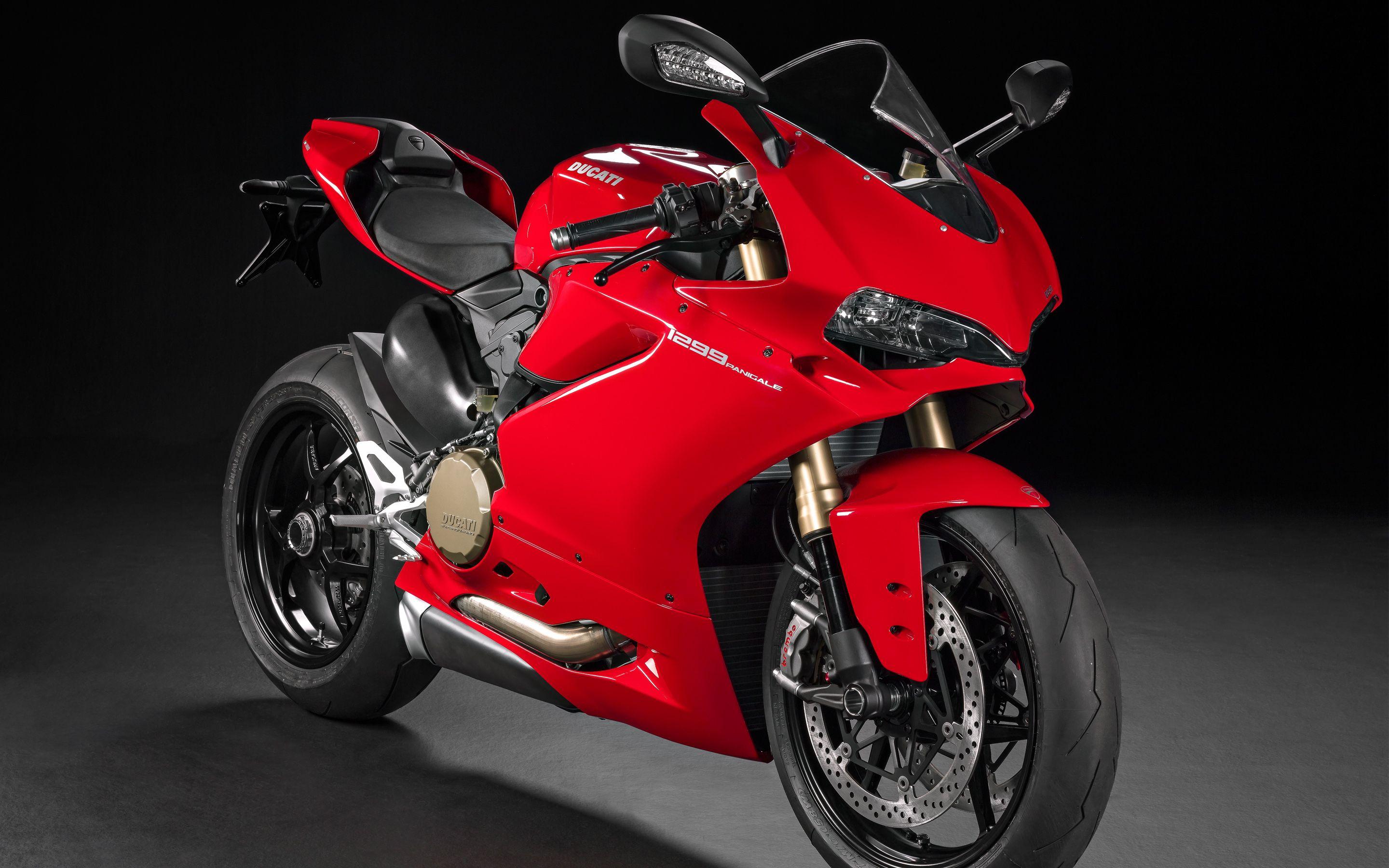 2880x1800 Ducati Panigale Wallpaper