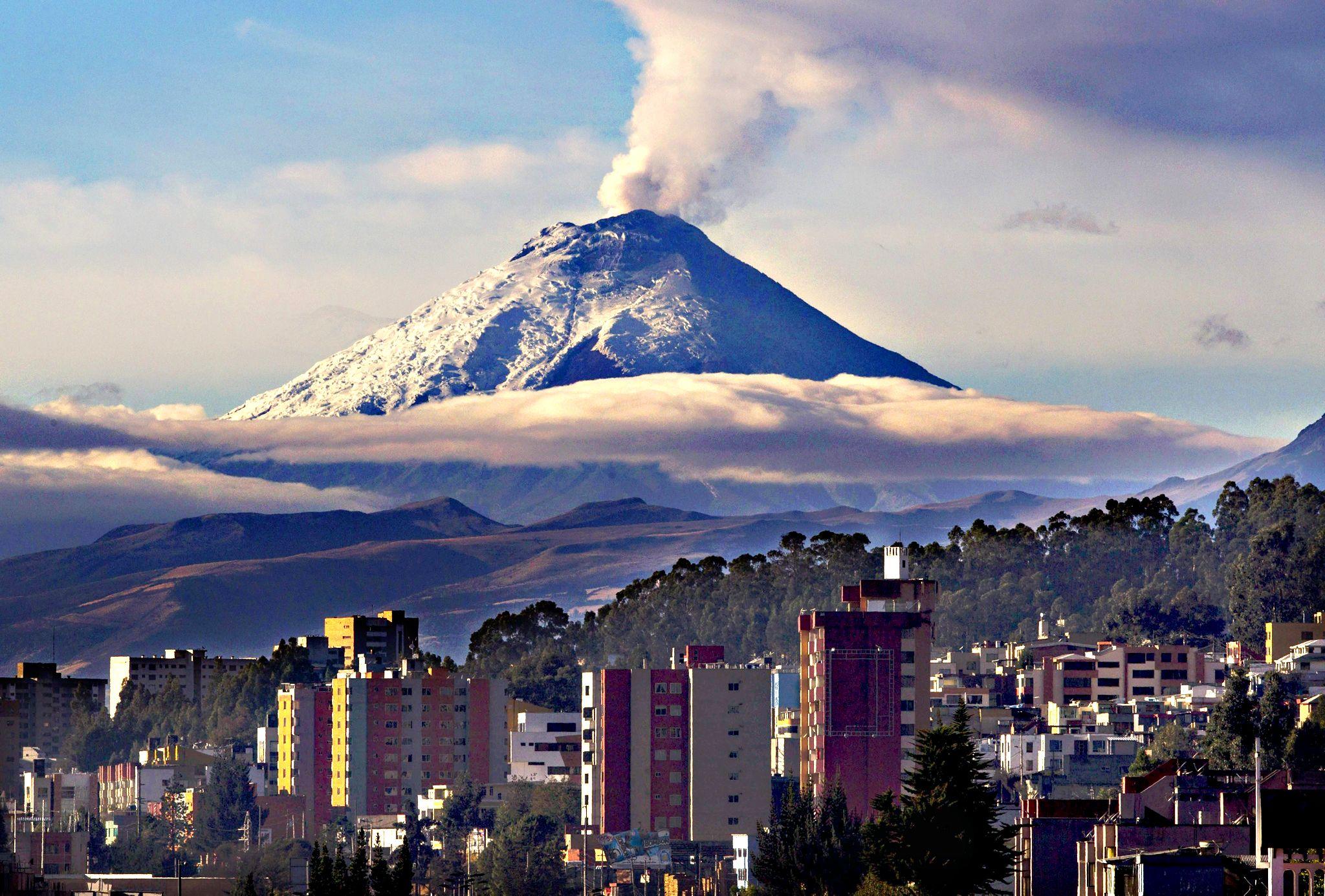 cotopaxi hoka