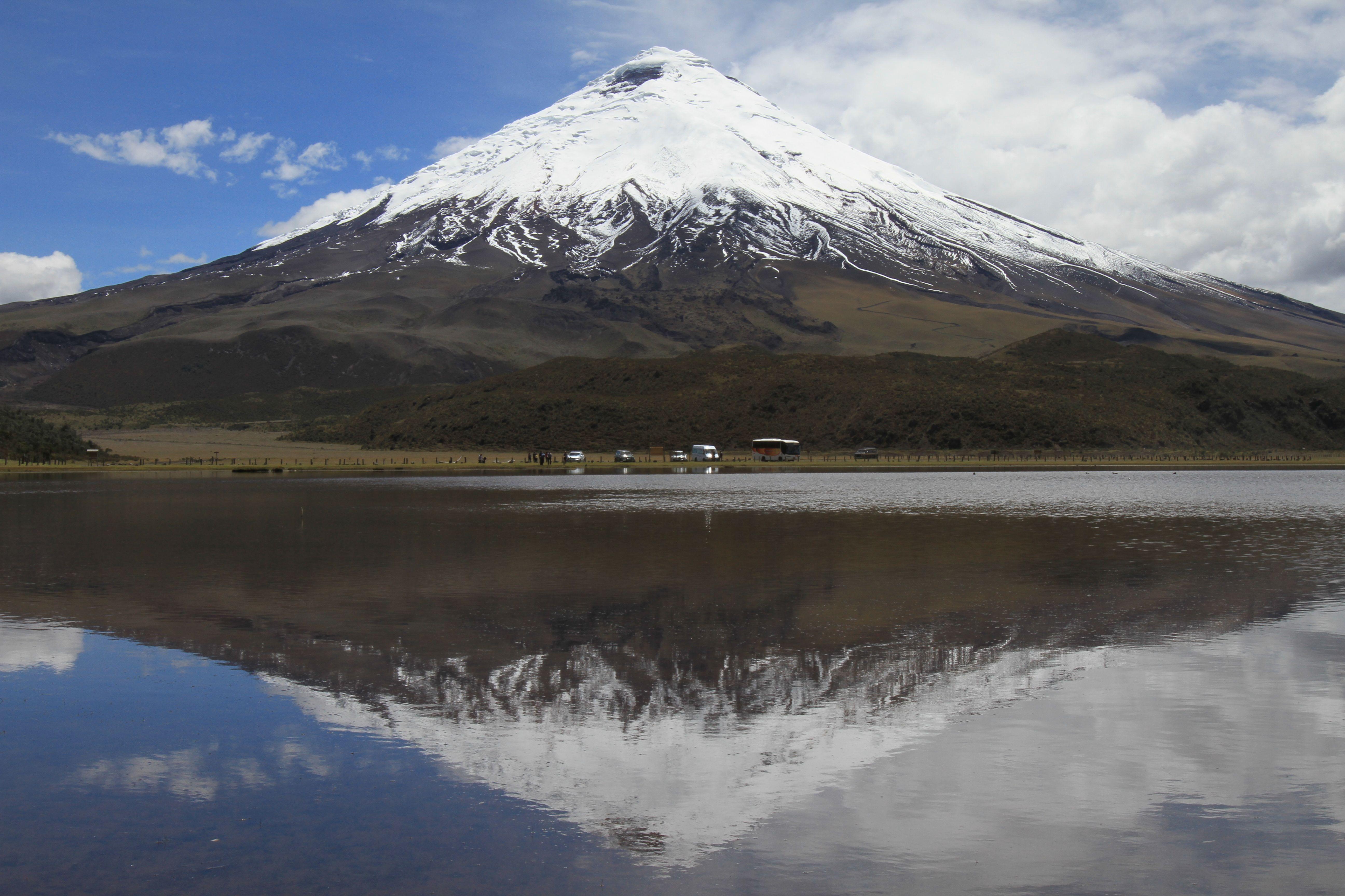 5184x3456 5184x3456px Cotopaxi 6051.68 KB