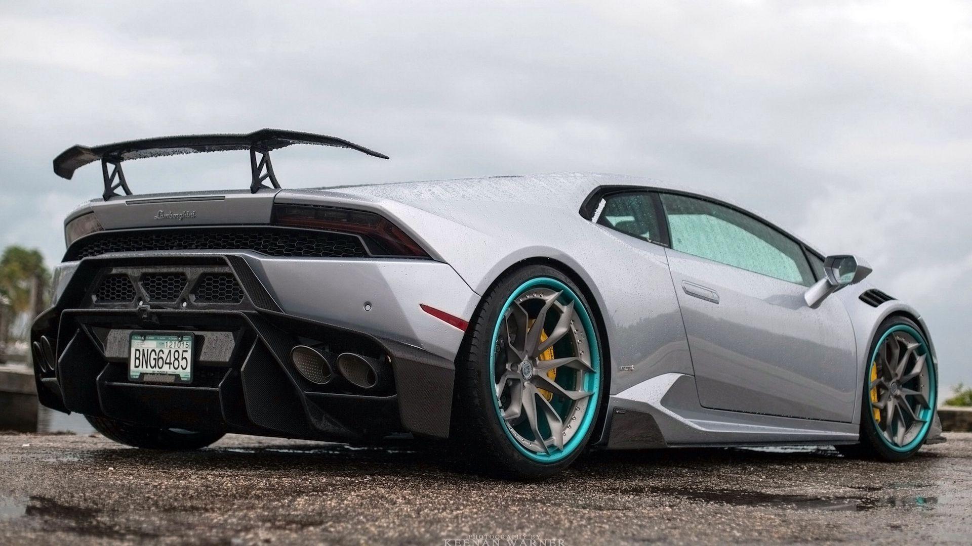 1920x1080 Download wallpaper 1920x1080 lamborghini, huracan, side view full