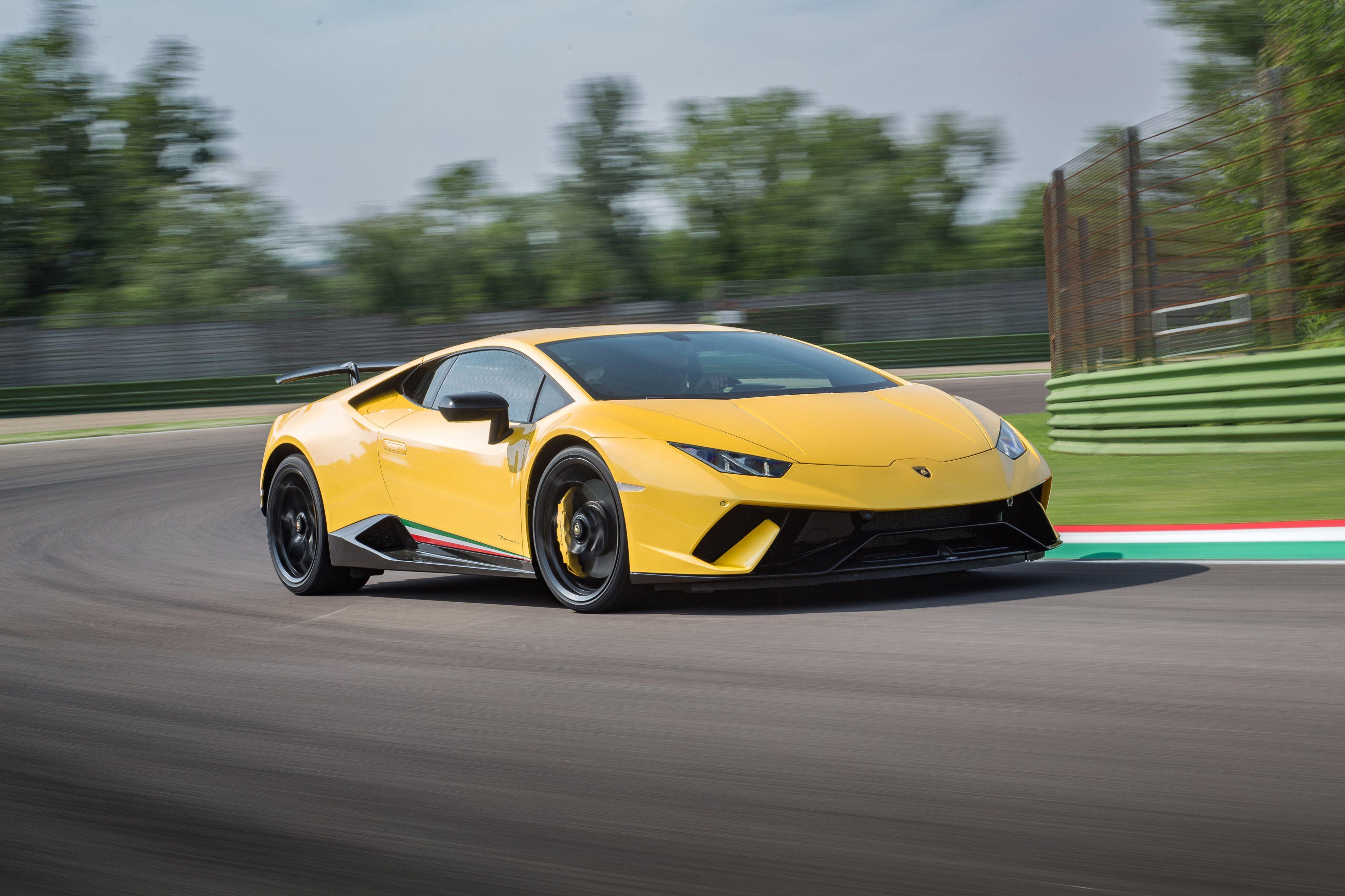 4096x2731 Lamborghini Huracan Wallpaper HD Live Wallpaper HD