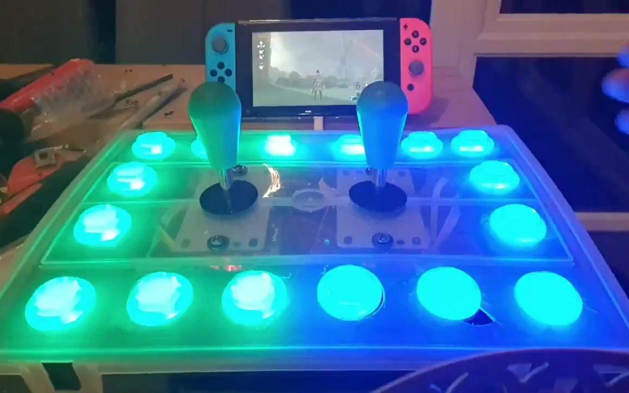 1280x800 Xbox Adaptive Controller mod for Nintendo Switch brings joy to