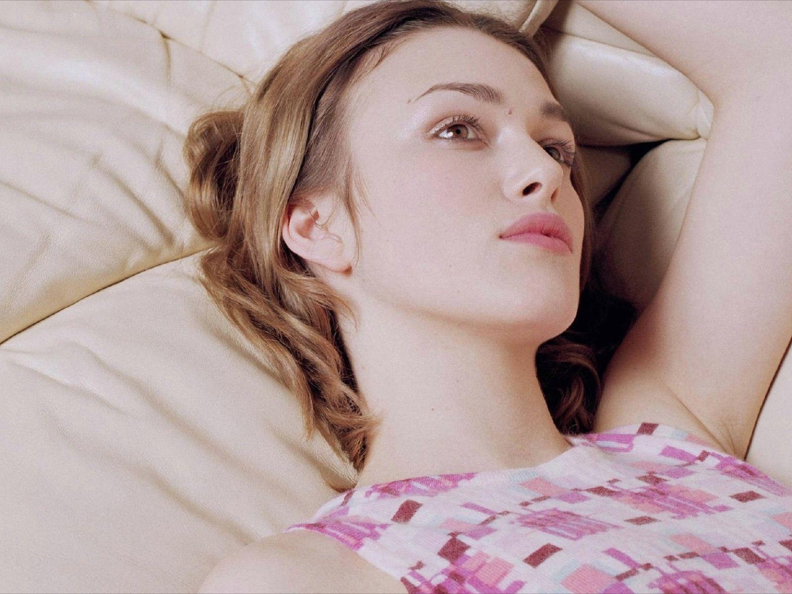 1600x1200 undefined Keira Knightley Wallpaper (48 Wallpaper). Adorable