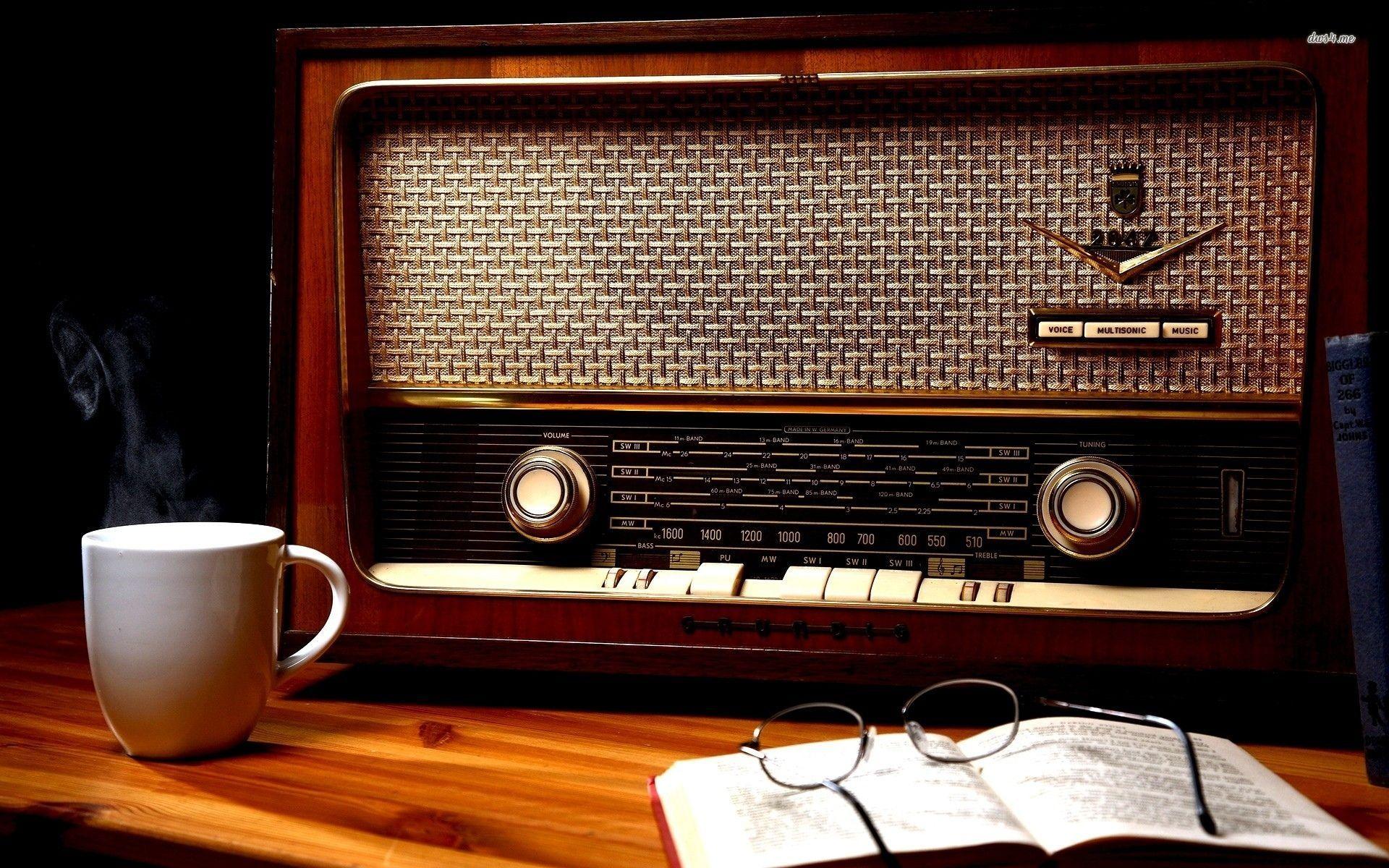 Retro Radio Wallpapers - Top Free Retro Radio Backgrounds - WallpaperAccess