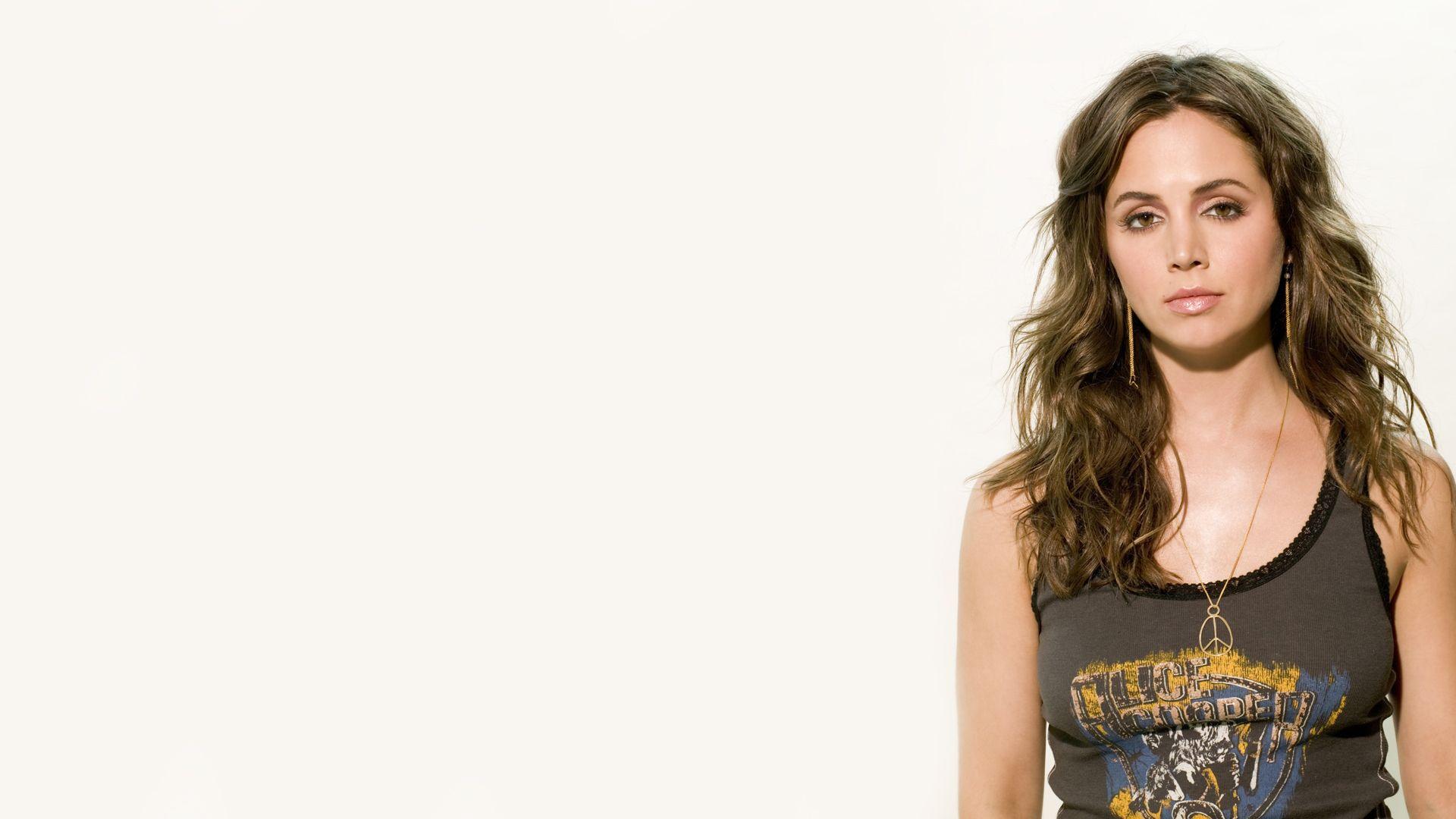1920x1080 Eliza Dushku Wallpaper
