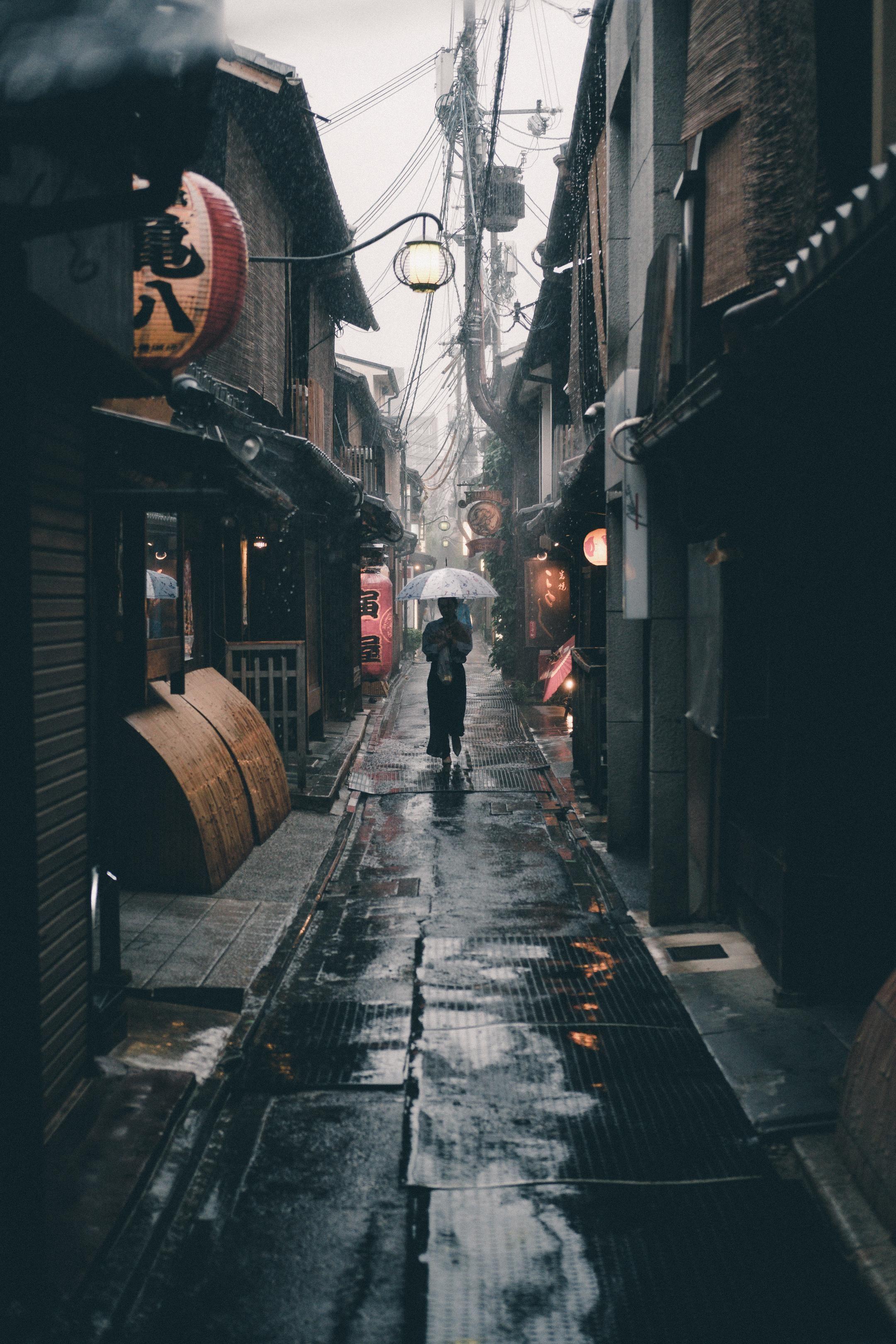 Raining Japan 4k Wallpaper