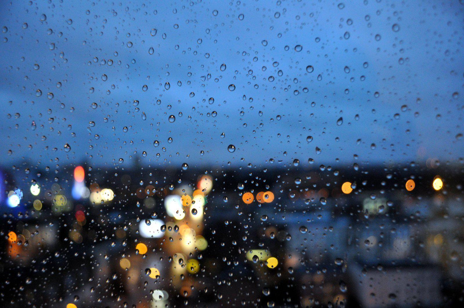 1600x1063 Laptop Jason Choi. ZY- Rainy London