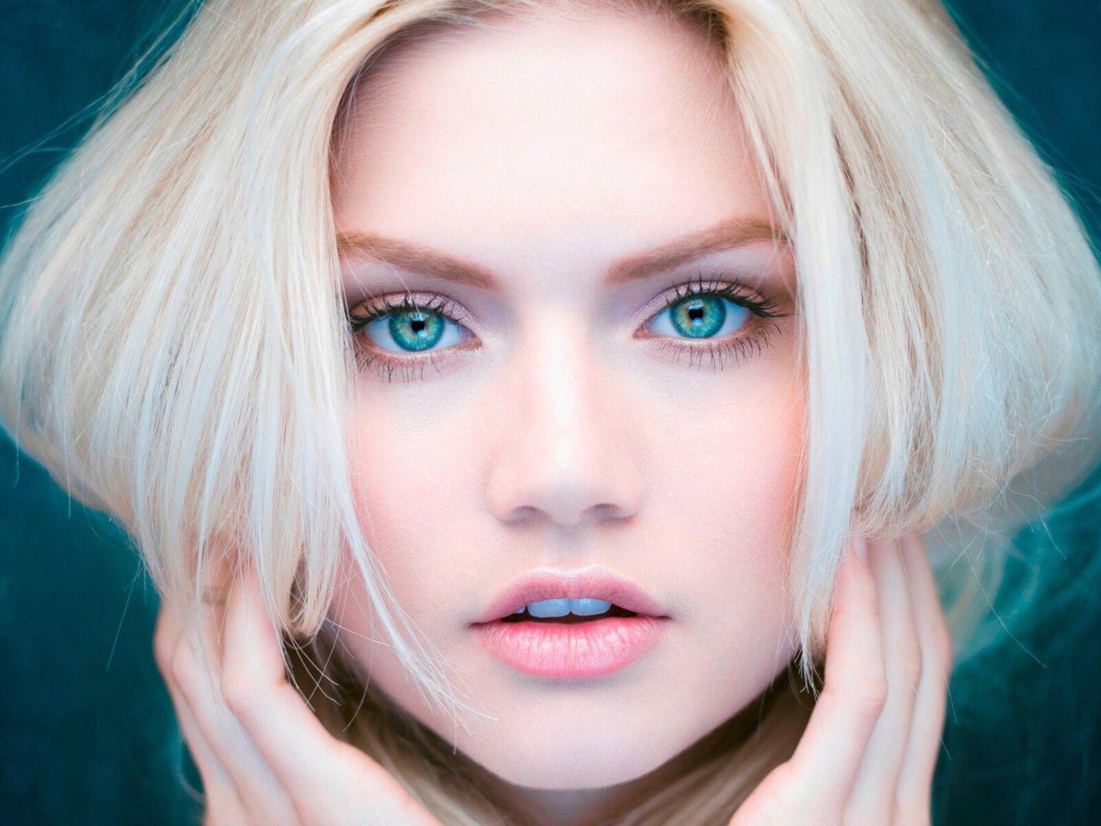 1600x1200 Beautiful Eyes Blonde Girl 1600x1200 Resolution HD 4k