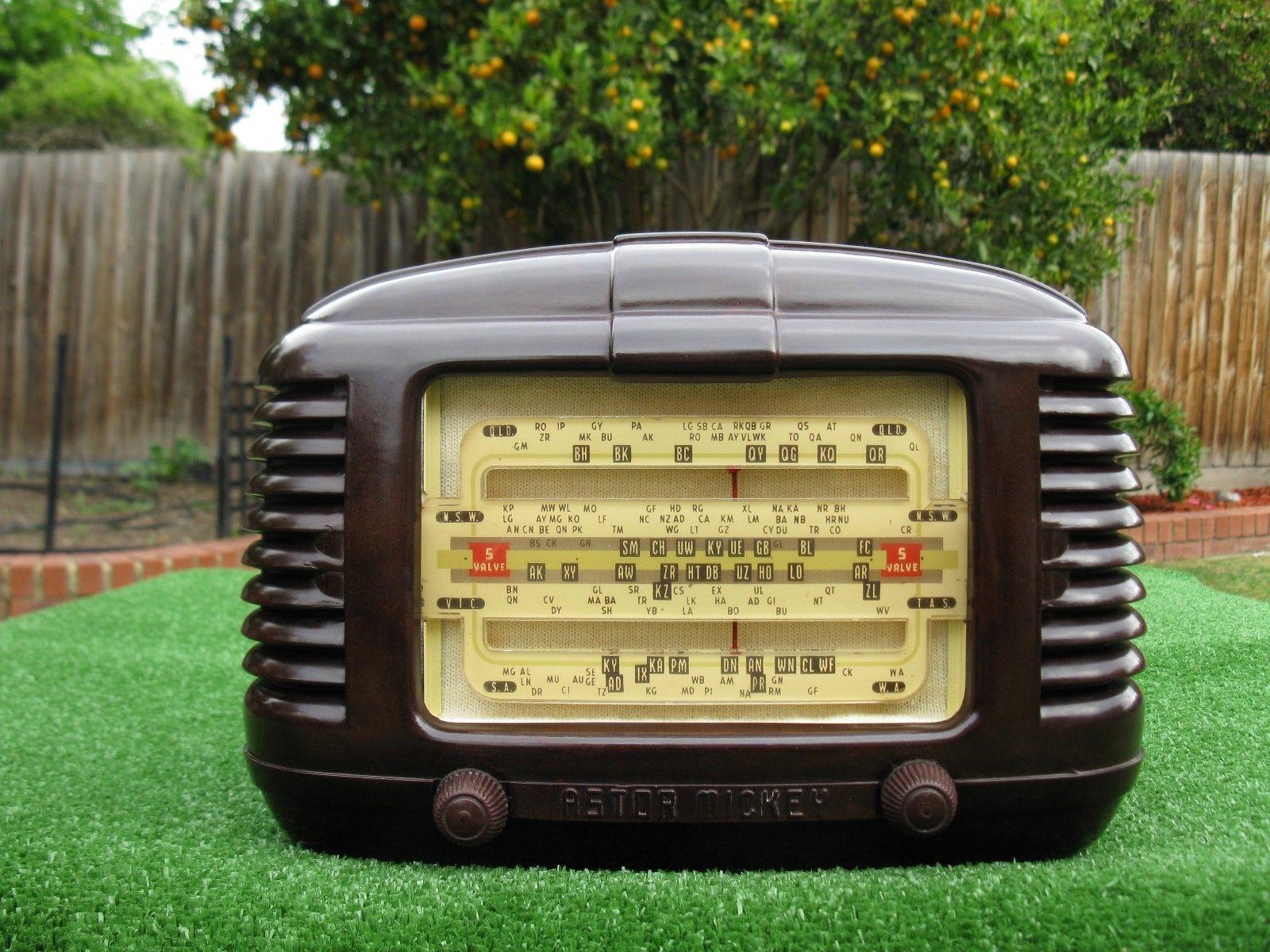 1600x1200 RARE BURGUNDY VINTAGE '52 DECO ASTOR HPM MICKEY BAKELITE 5 VALVE